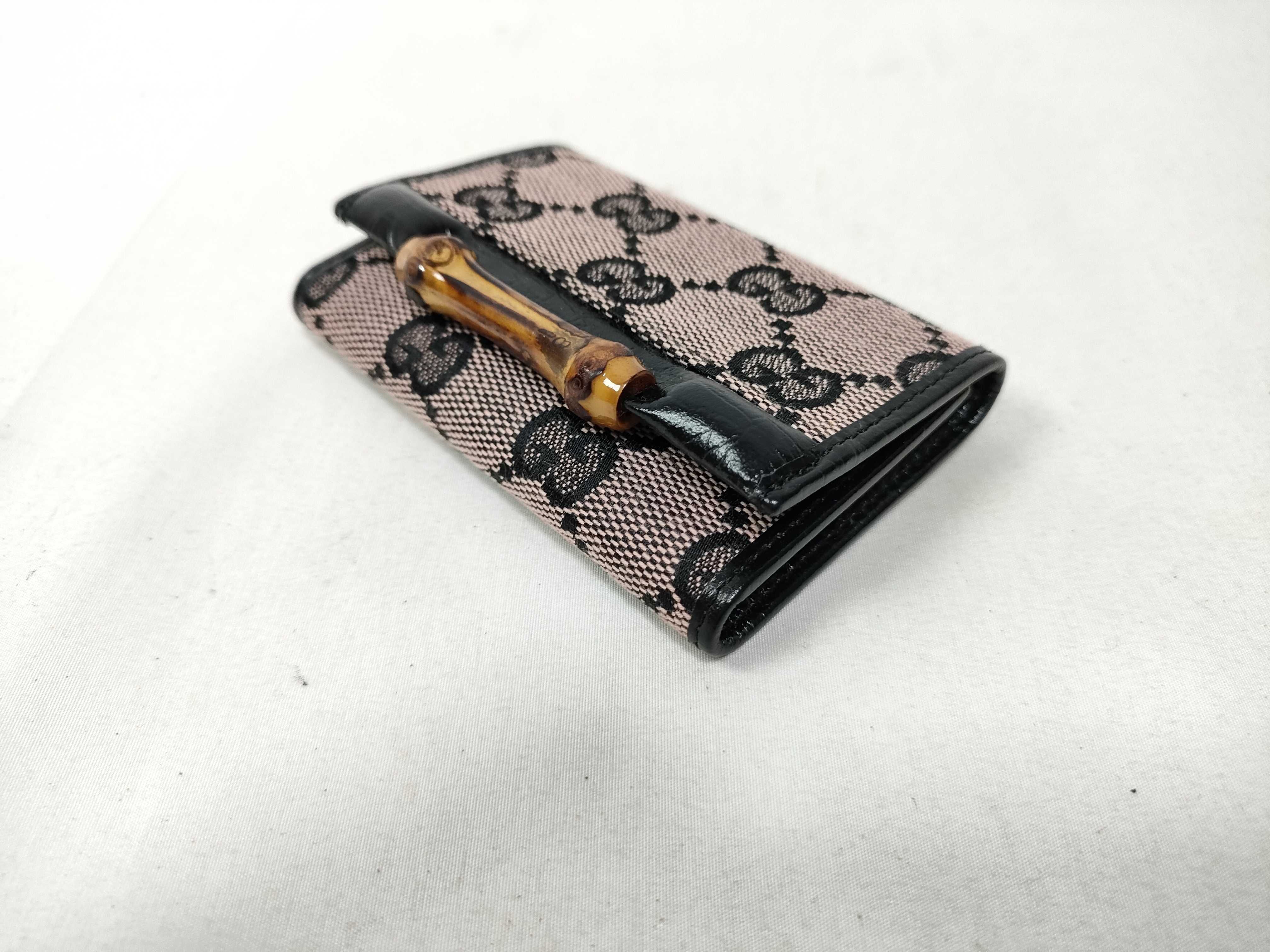 GG Canvas Bamboo Key Case — view 3