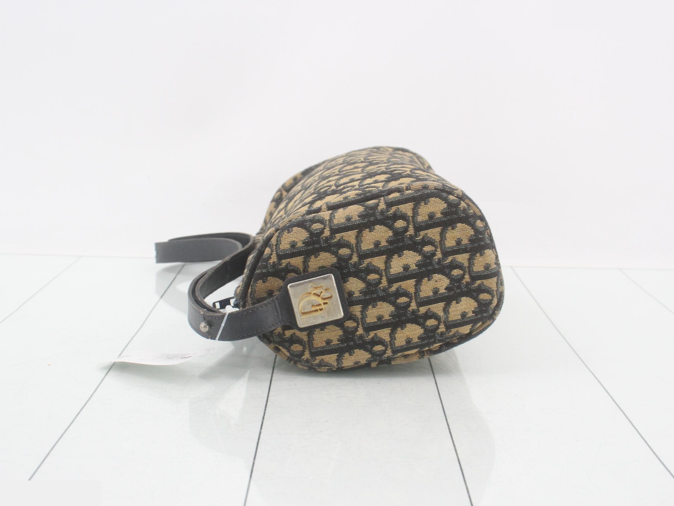 One-shoulder Trotter — view 4