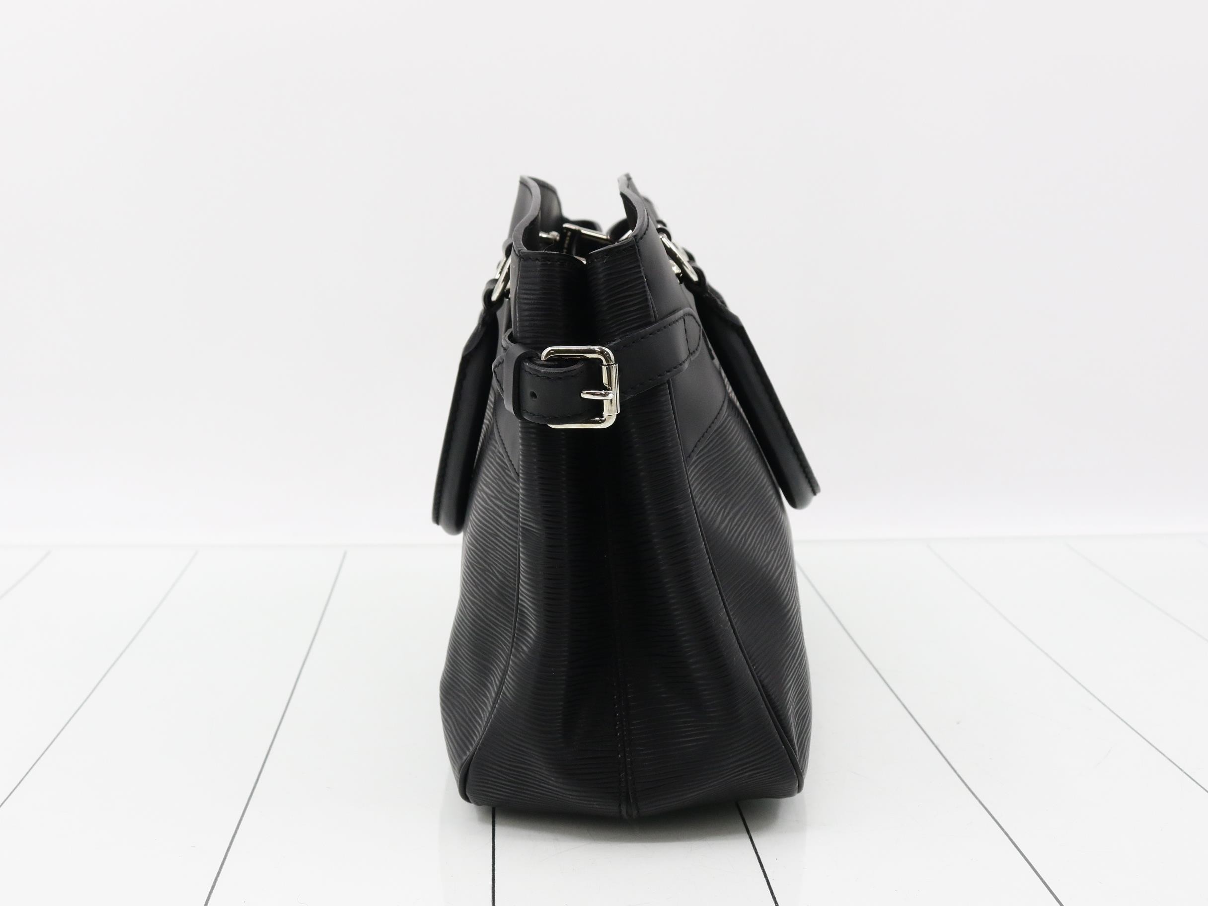 Epi Passy PM Noir Handbag — view 4