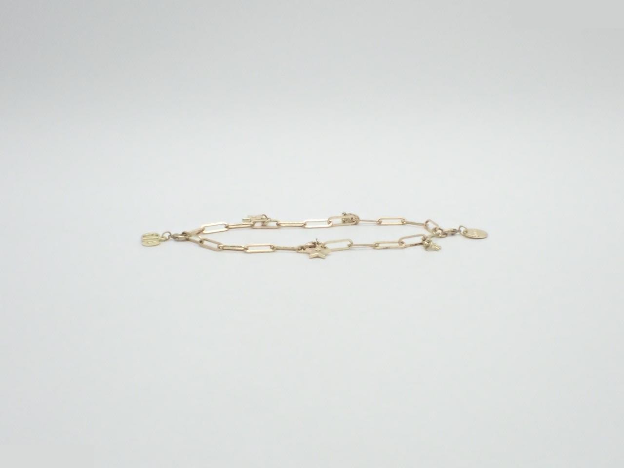charm — view 3