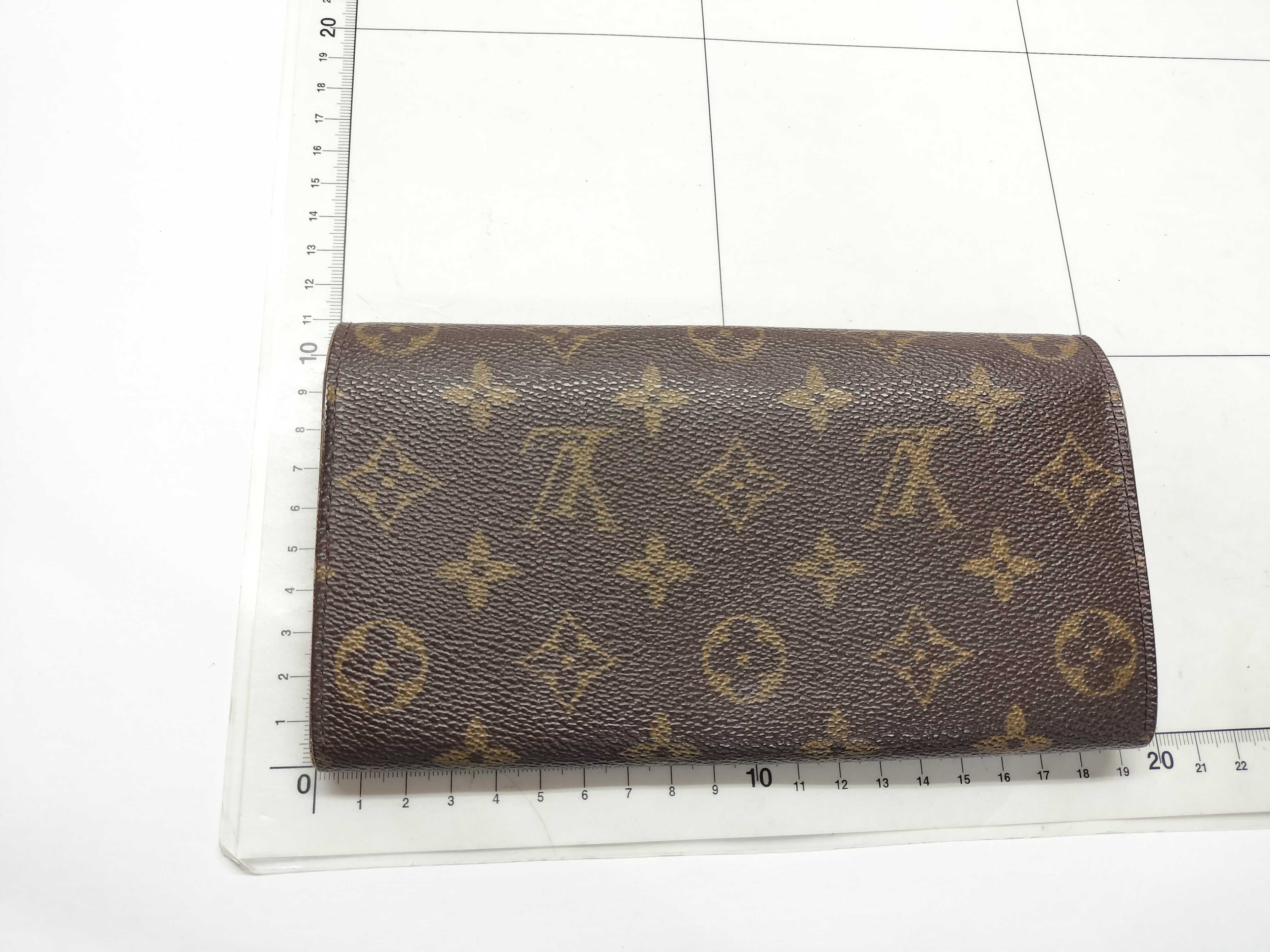 Monogram Portefeuille Sarah Wallet — view 2