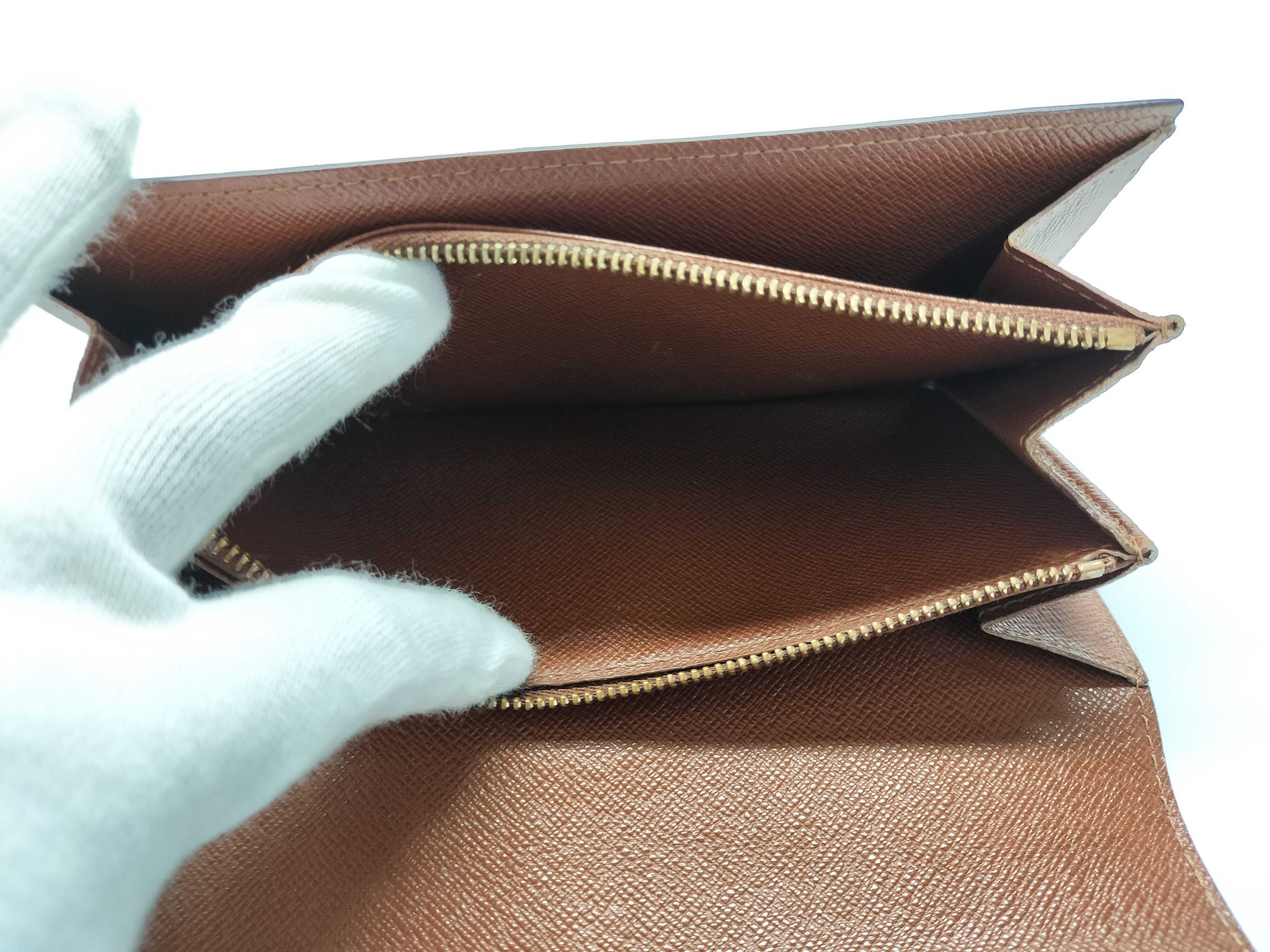 Monogram Portefeuille Sarah Wallet — view 13