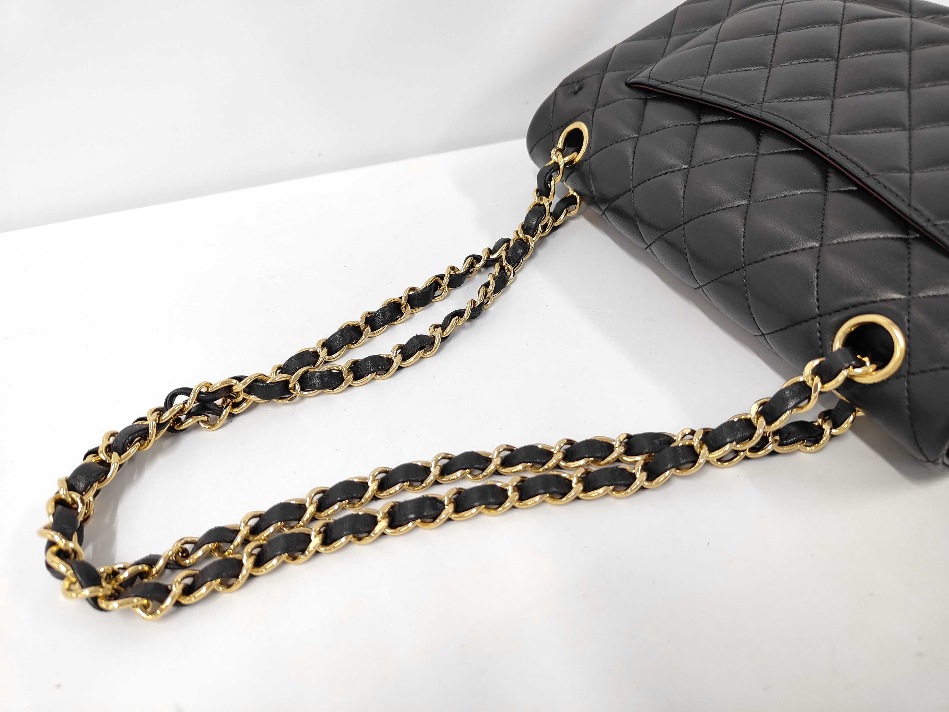 W-Flap 23 Chain Shoulder Bag, Matelassé Lambskin, Black, SS Shoulder Bag — view 5