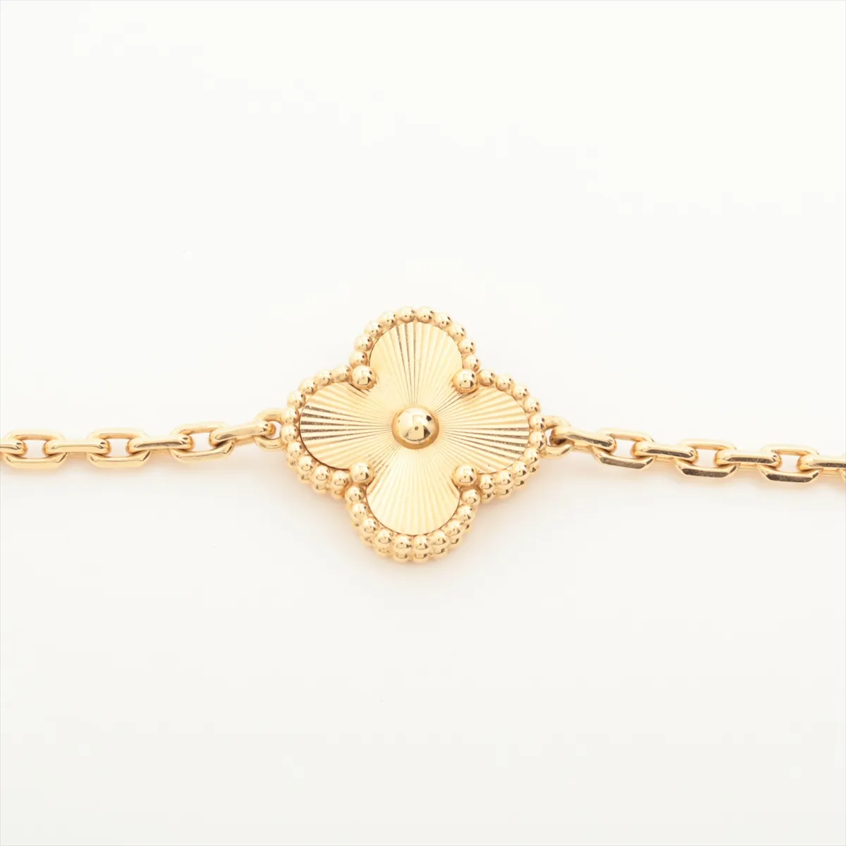 Vintage Alhambra Guilloche 5P Diamond Bracelet 750(YG) 17.1g JB694549 ARP4KN00 — view 3