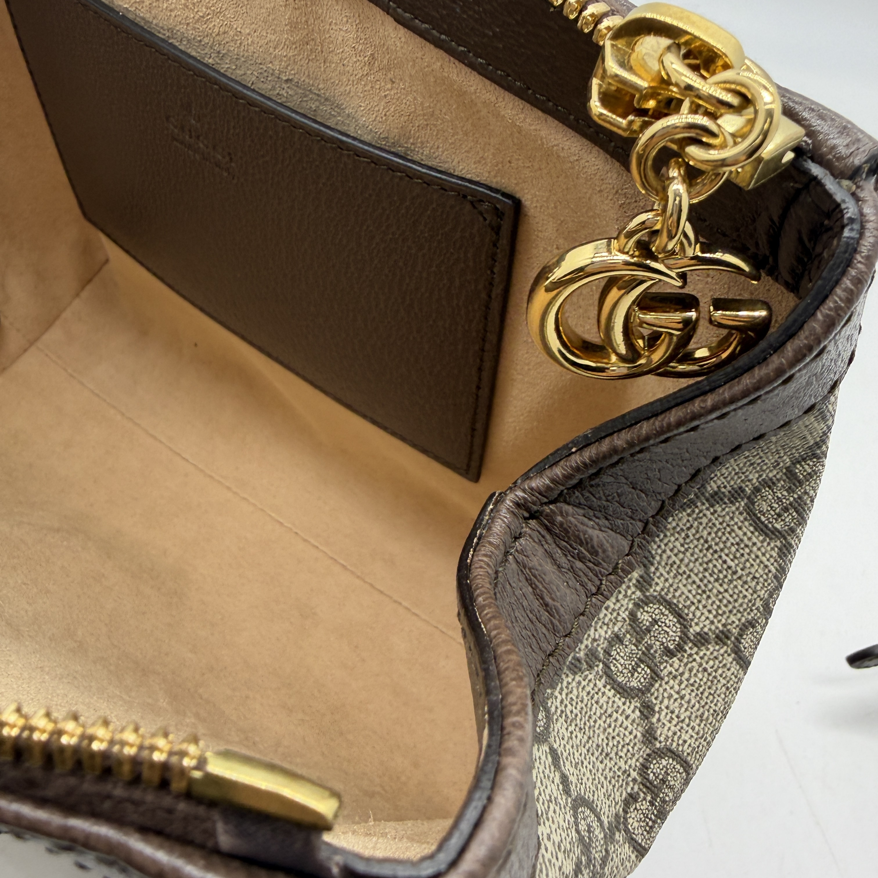GG Supreme Canvas Handbag — view 11