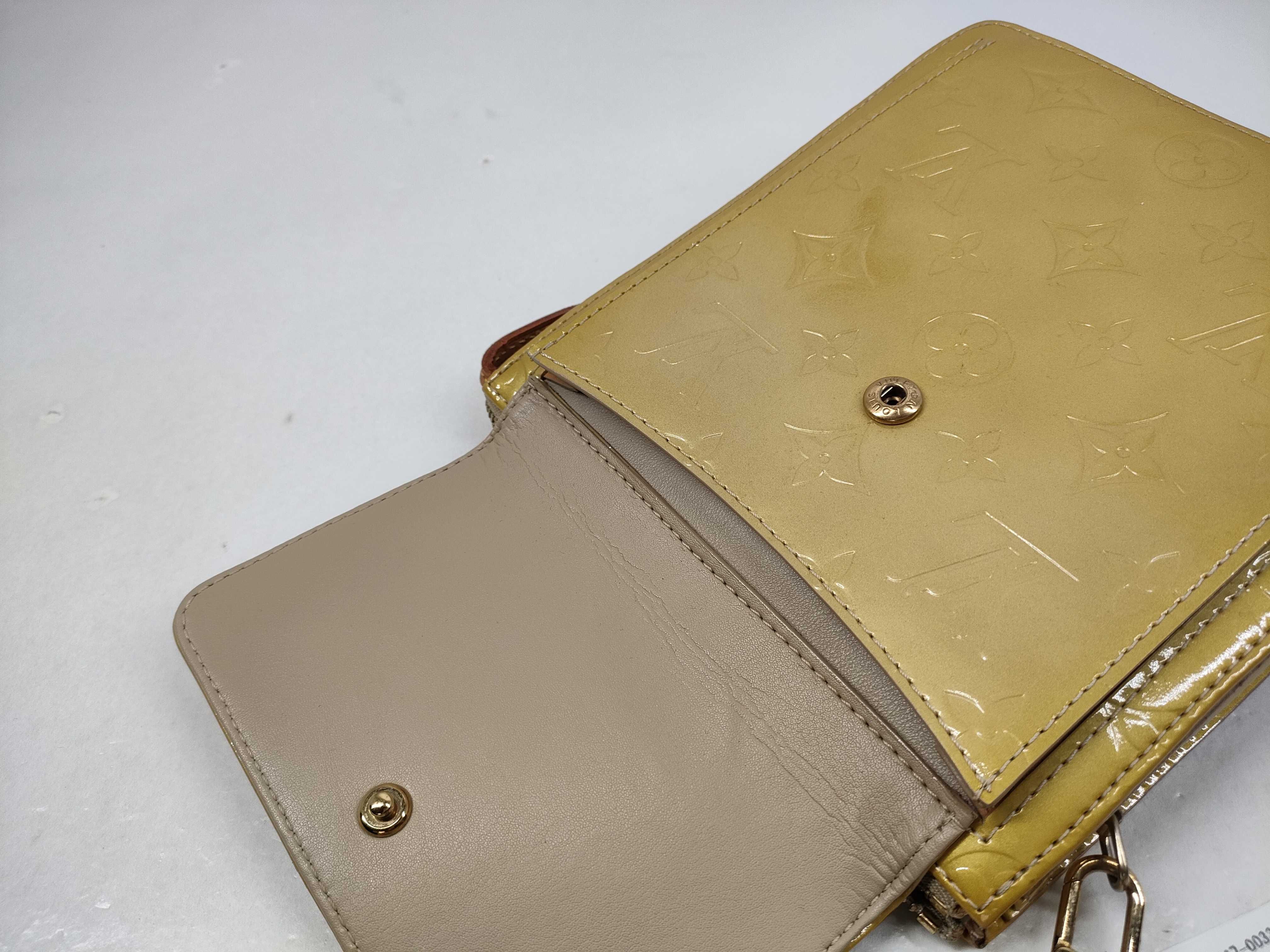 Vernis Mott Shoulder Bag — view 14