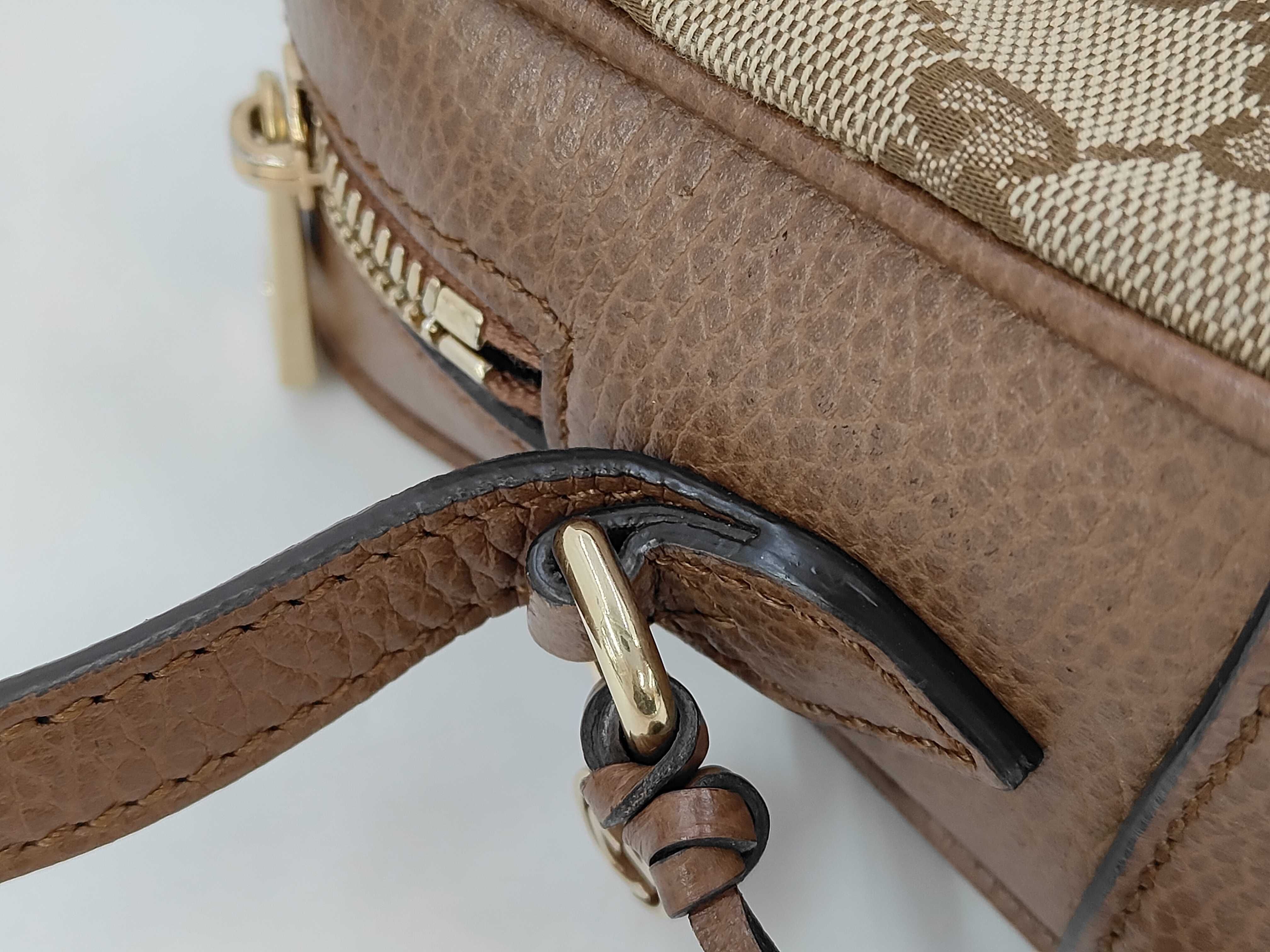 Square-shaped Canvas x Leather Beige x Brown Shoulder Bag — view 5