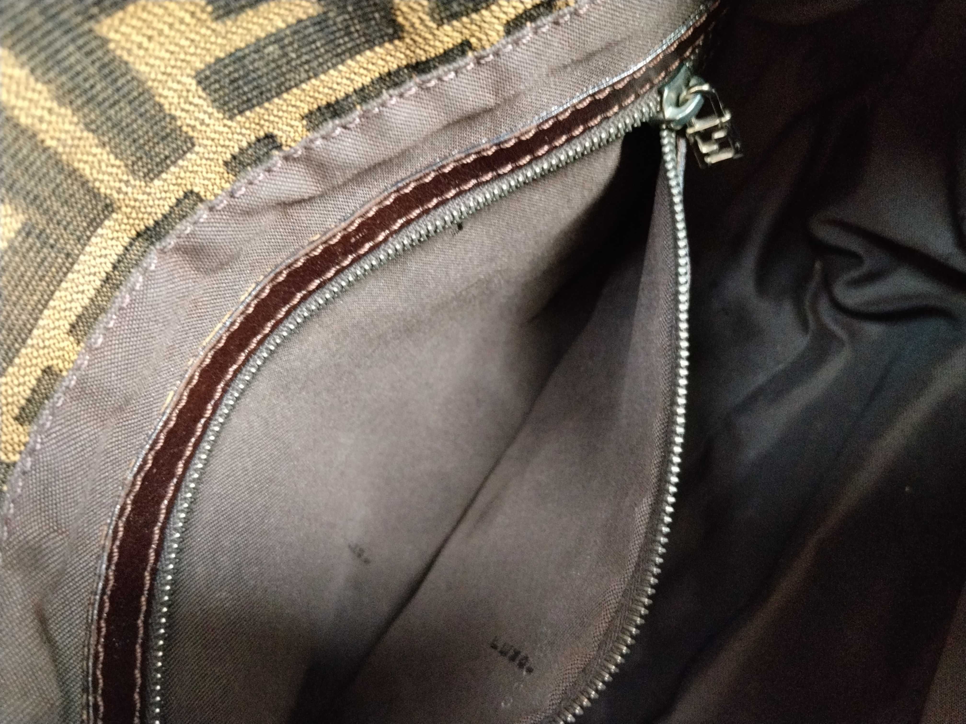 Zucca pattern Fendi Zucca handbag Mamma Bucket brown handbag — view 13