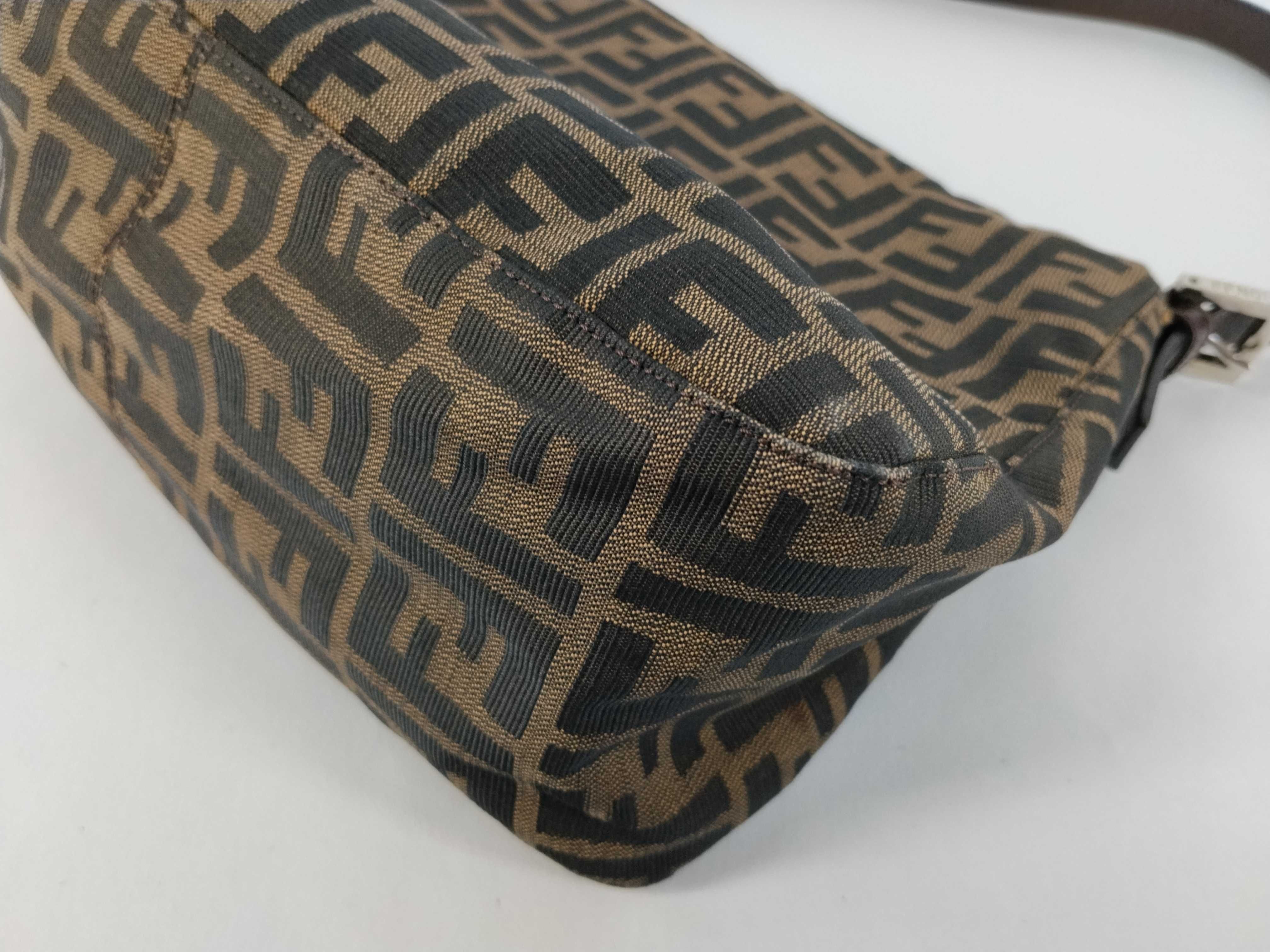 Zucca pattern Fendi Zucca handbag Mamma Bucket brown handbag — view 6