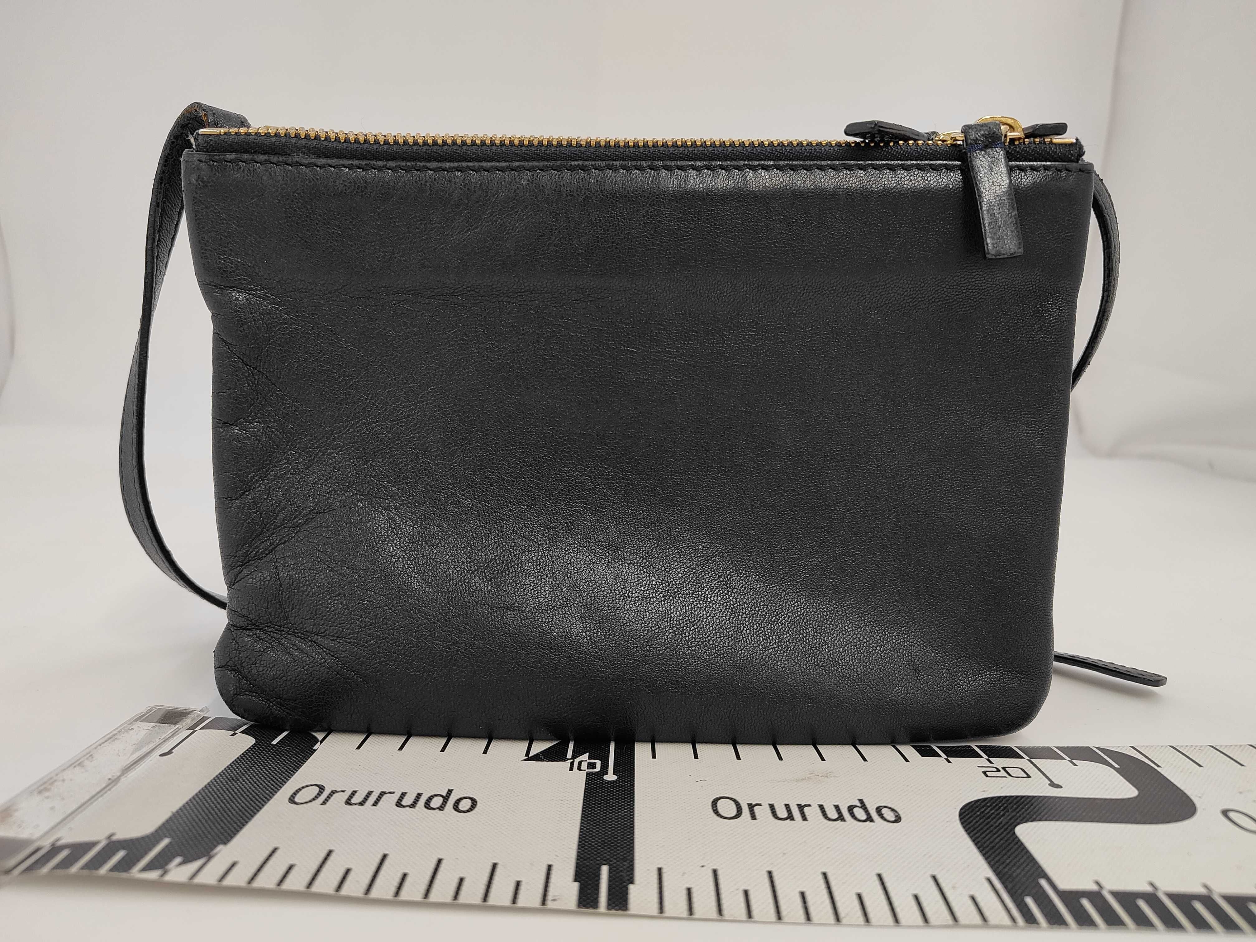 logo leather shoulder bag — view 2