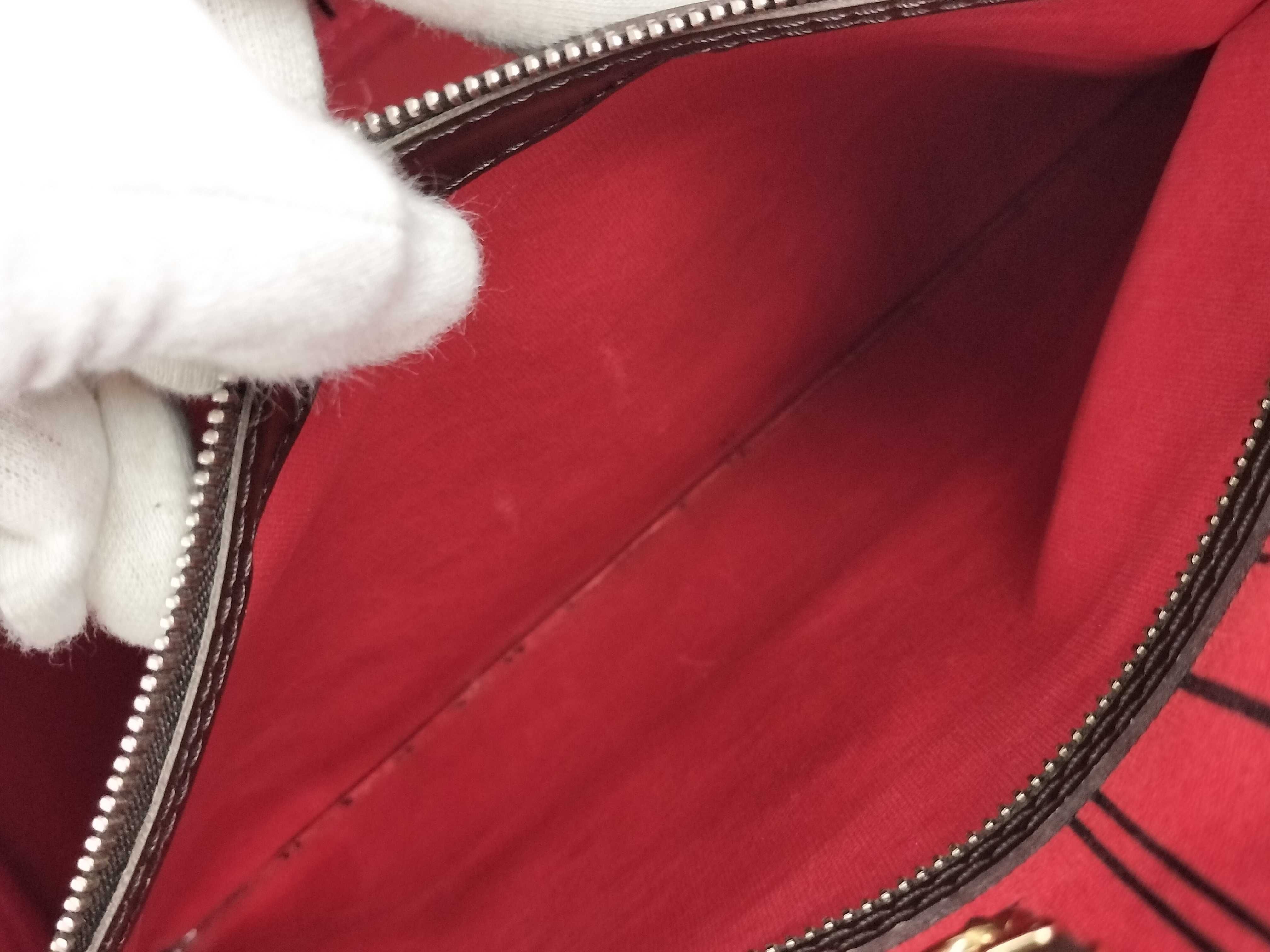 Damier Neverfull MM Tote Bag — view 10