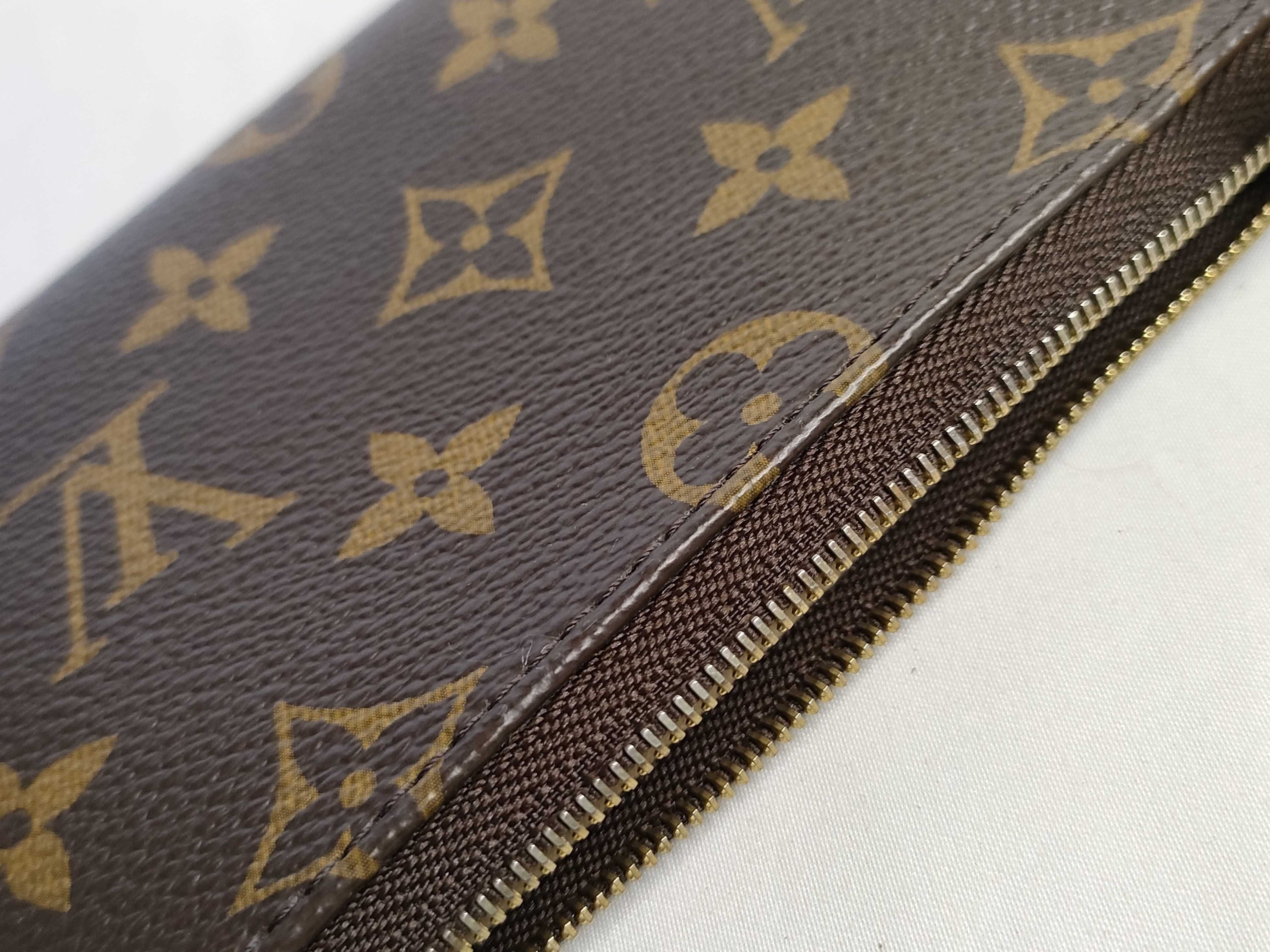 Monogram Louis Vuitton Monogram Pochette Mila Handbag — view 14