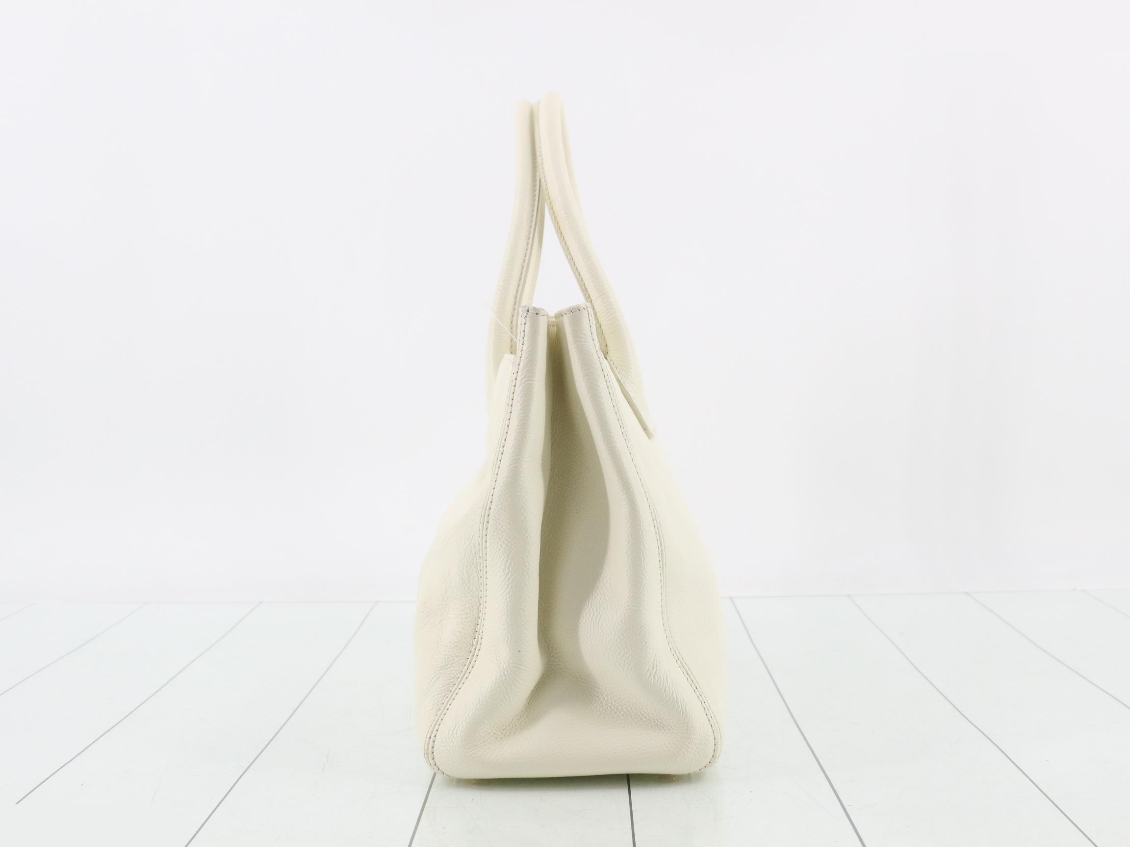 Executive Line Tote Bag — view 3