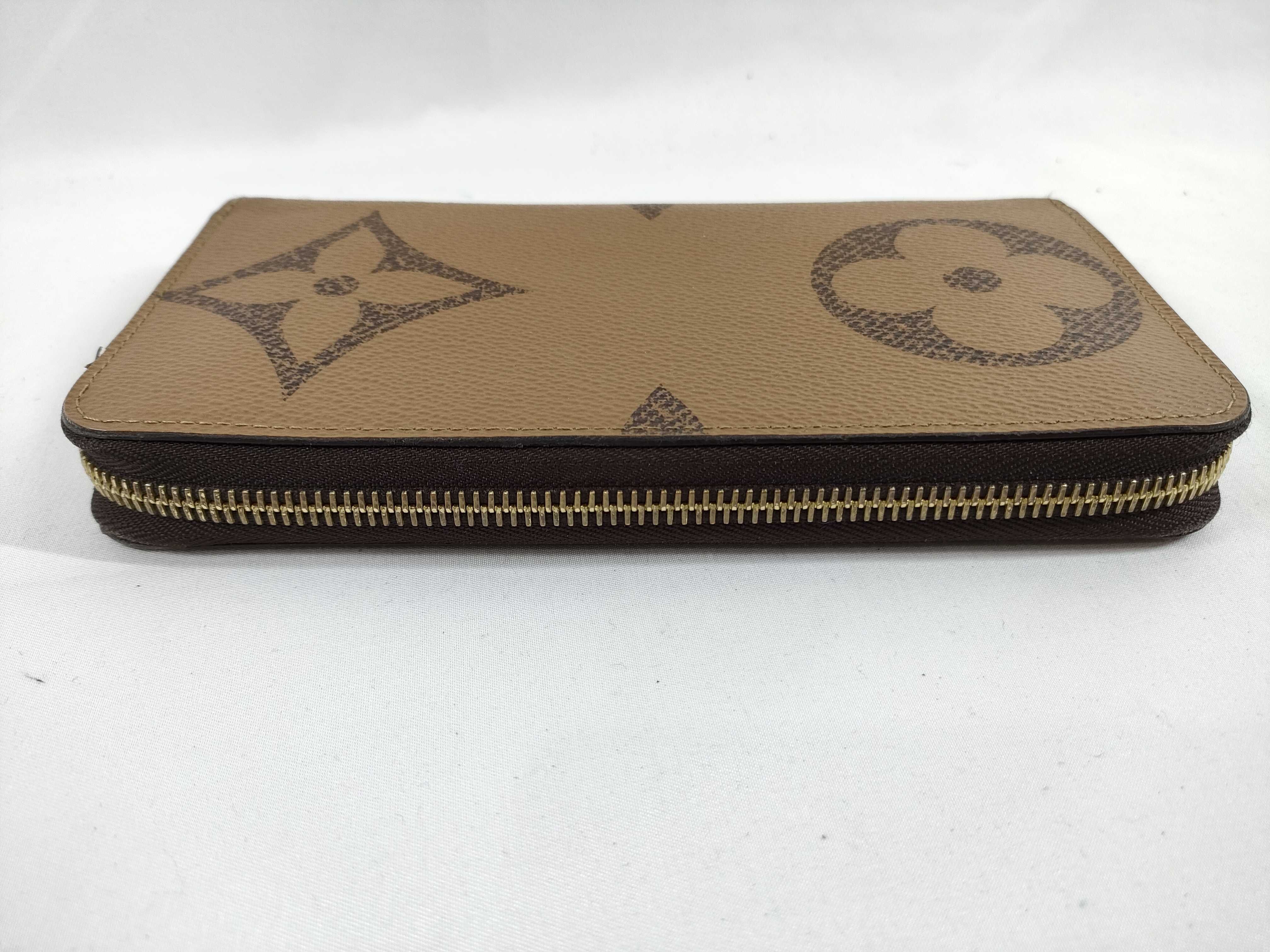 Monogram Giant Reverse Zippy Wallet — view 6