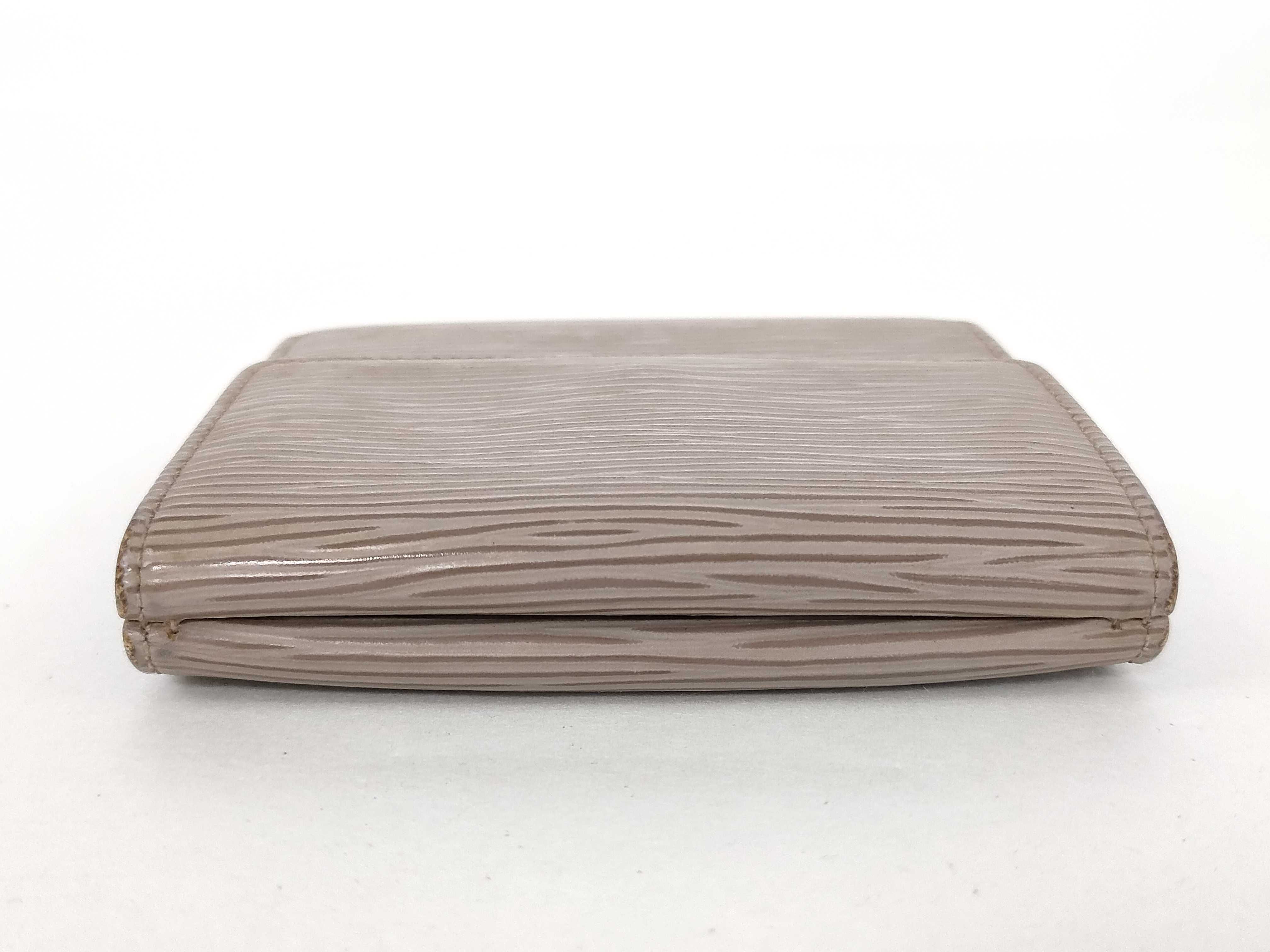 Epi Louis Vuitton Epi Elise Double Snap Folding Wallet — view 5