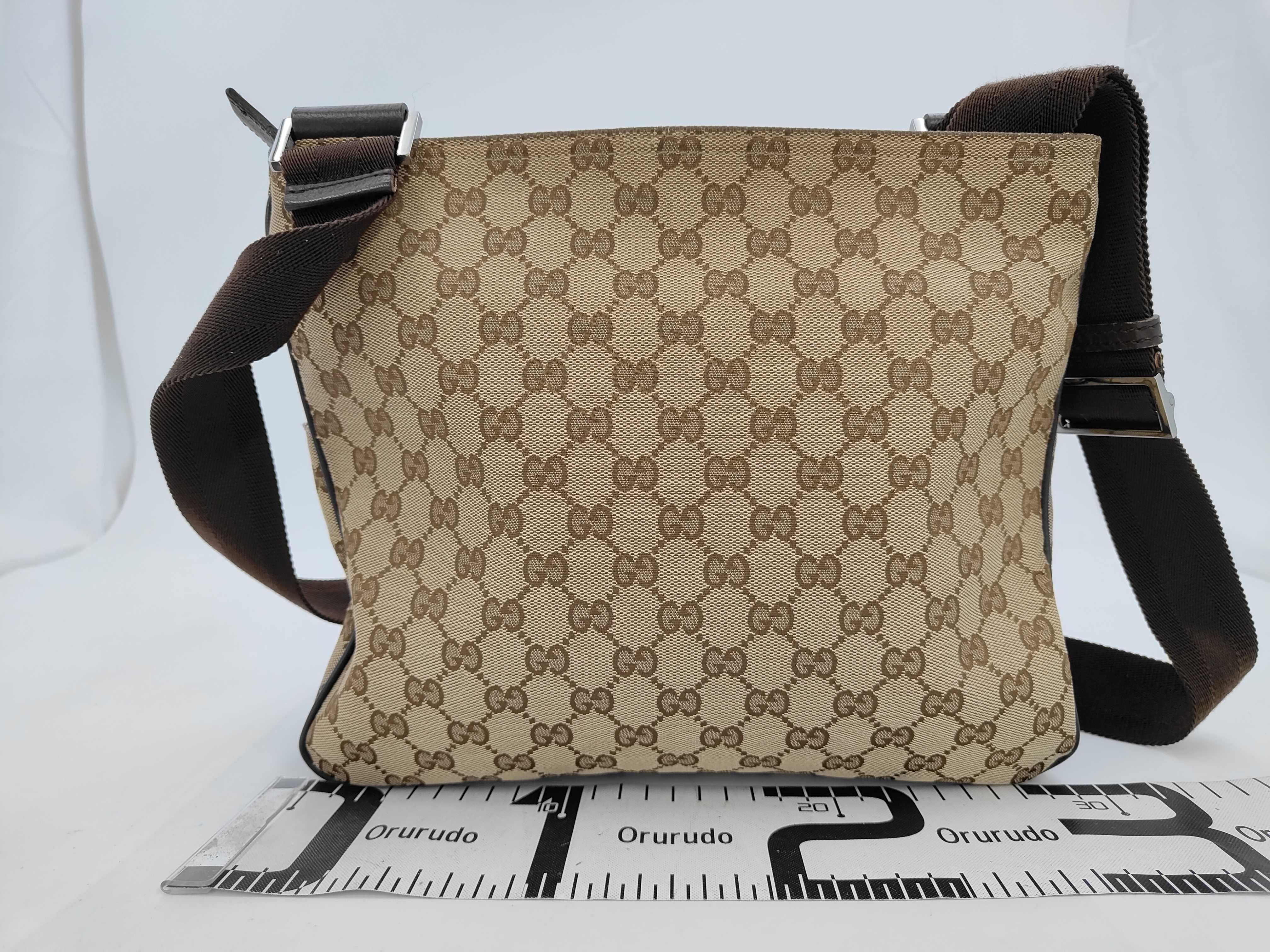 GG Canvas Shoulder Bag — view 2