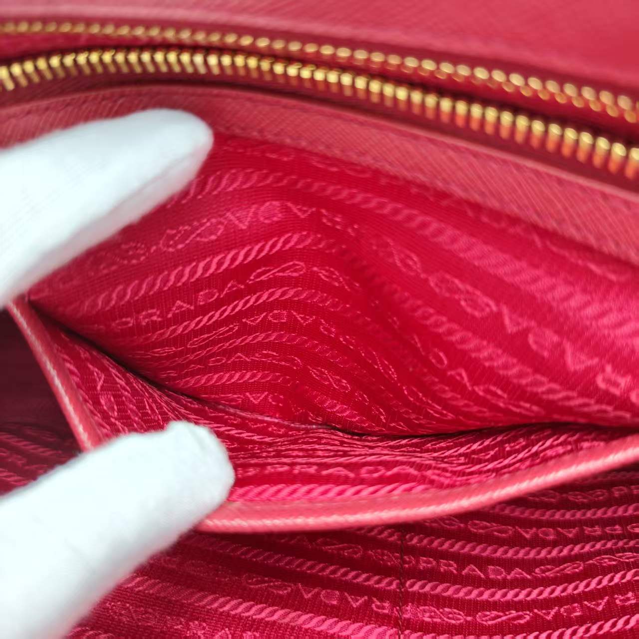 【*Shipped from: China*】PRADA Galleria Leather Handbag — view 8