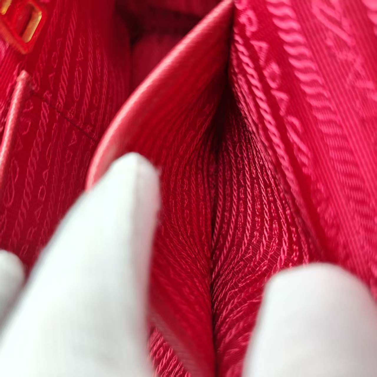 【*Shipped from: China*】PRADA Galleria Leather Handbag — view 9