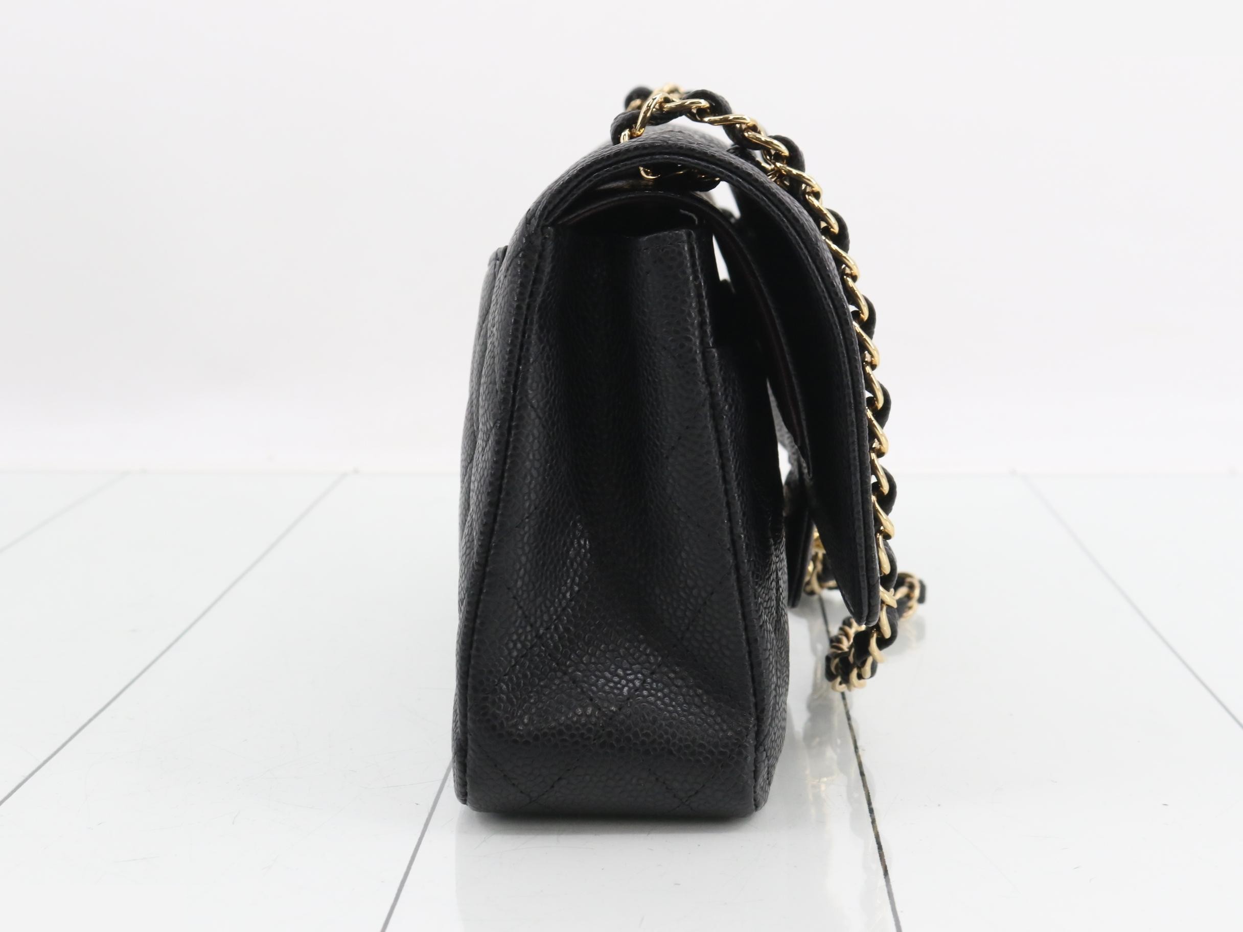 Matelassé (bag) - Shoulder bag — view 4
