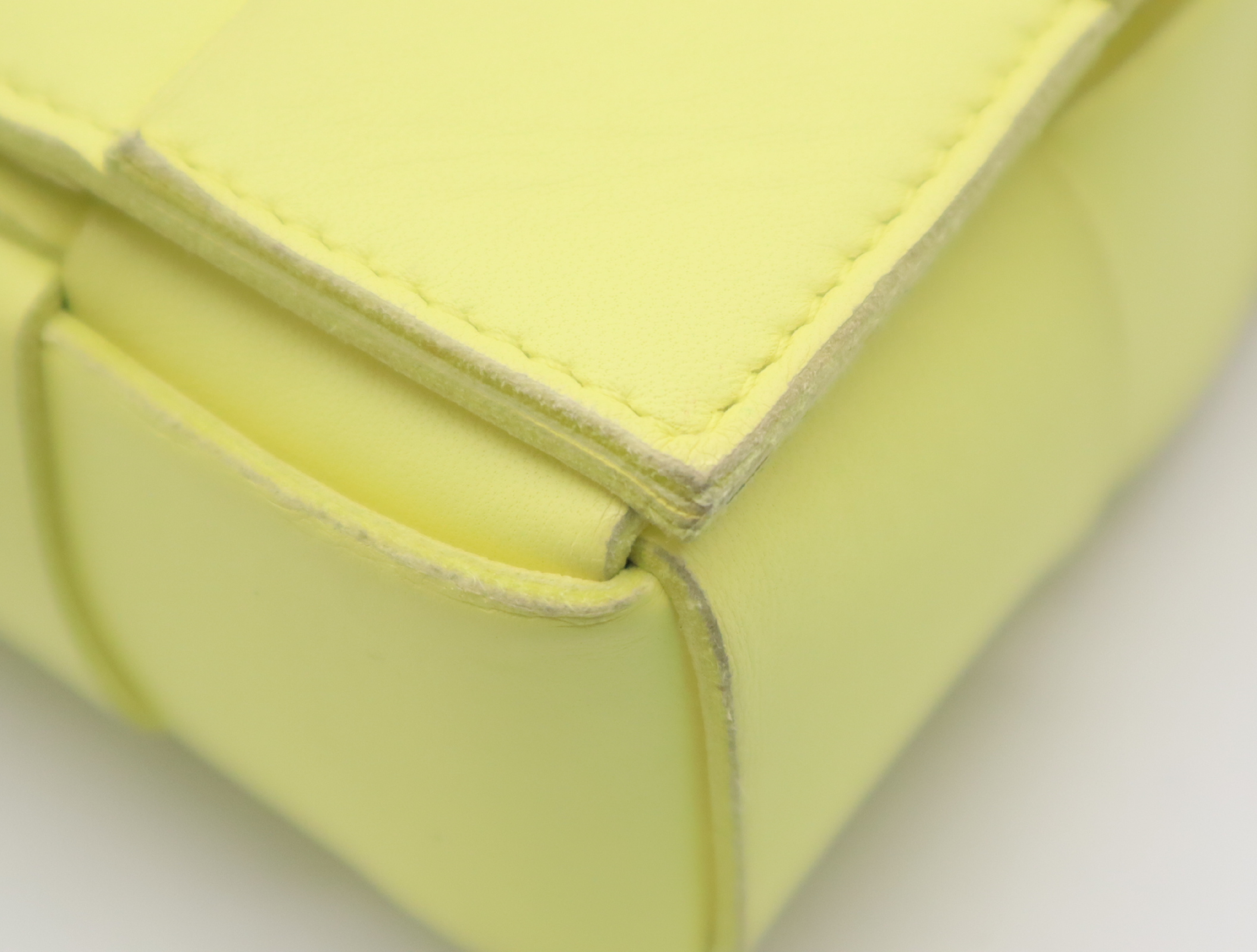 Leather Maxi Intrecciato Cassette Shoulder Bag, Light Yellow - Shoulder Bag — view 7