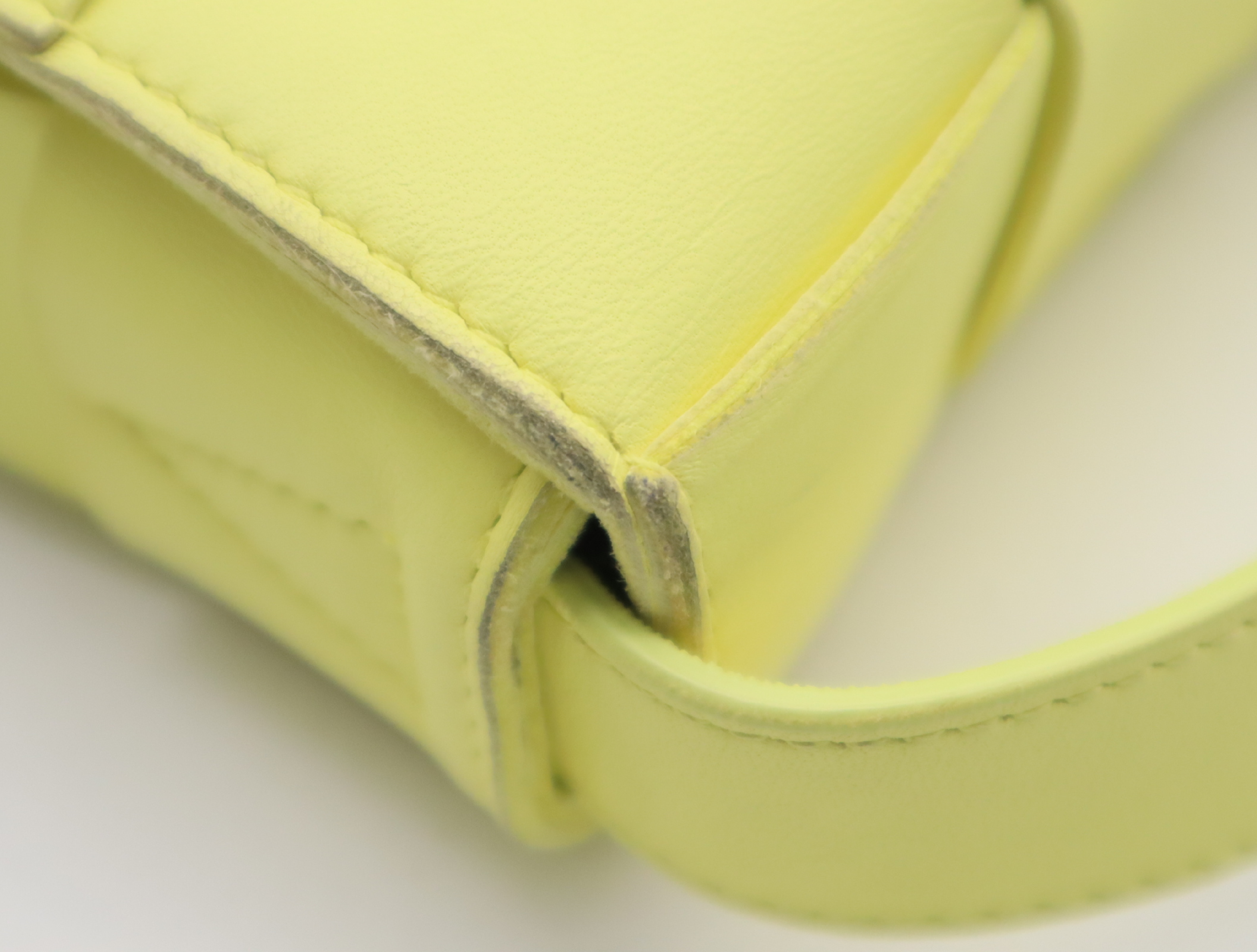 Leather Maxi Intrecciato Cassette Shoulder Bag, Light Yellow - Shoulder Bag — view 8
