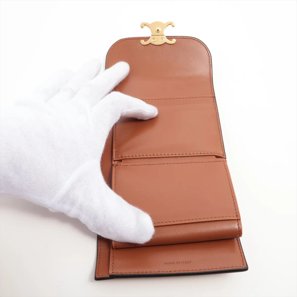 Triomphe Small Flap Wallet Leather Compact Wallet Brown — view 6