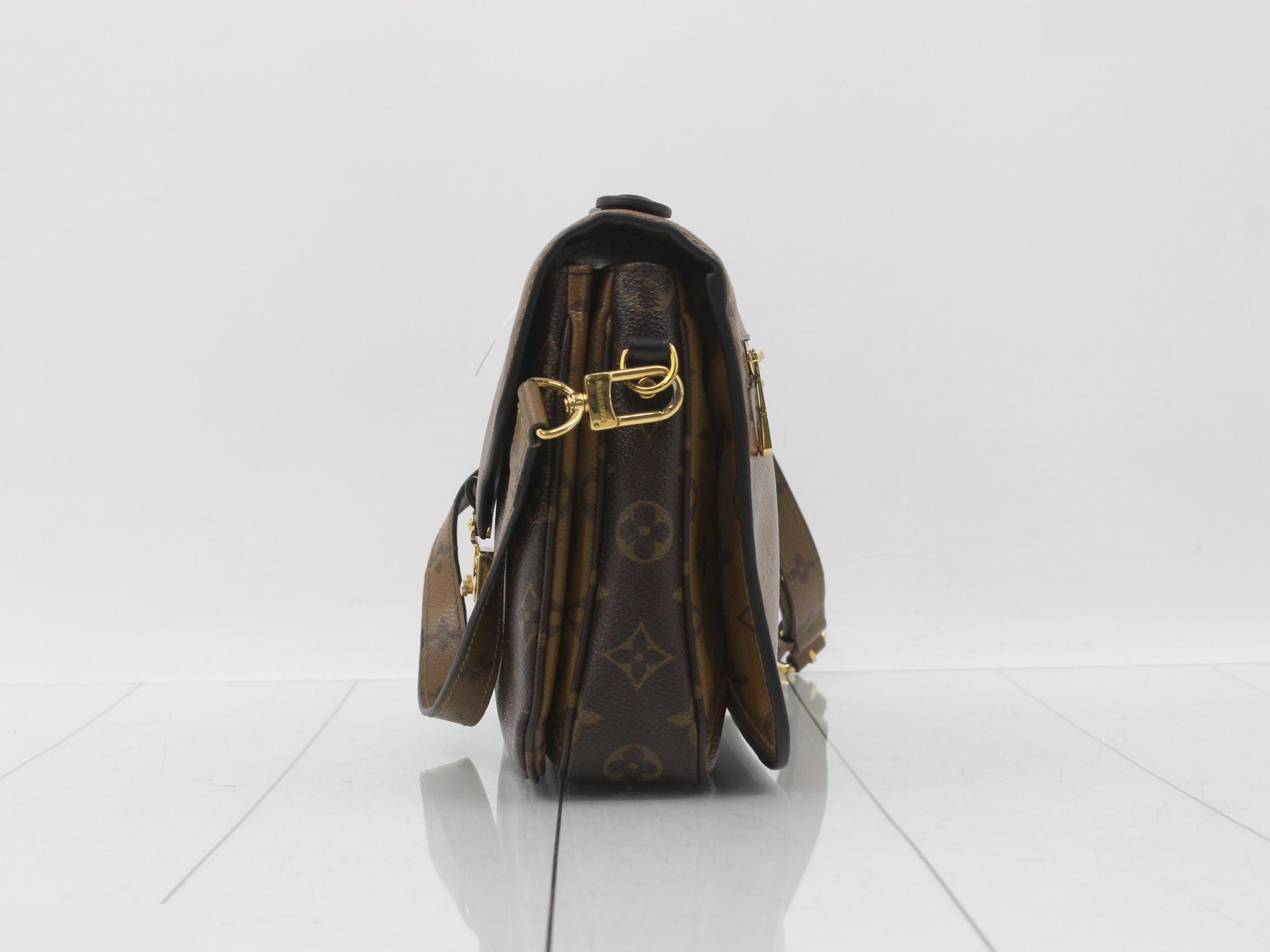 handbag — view 3
