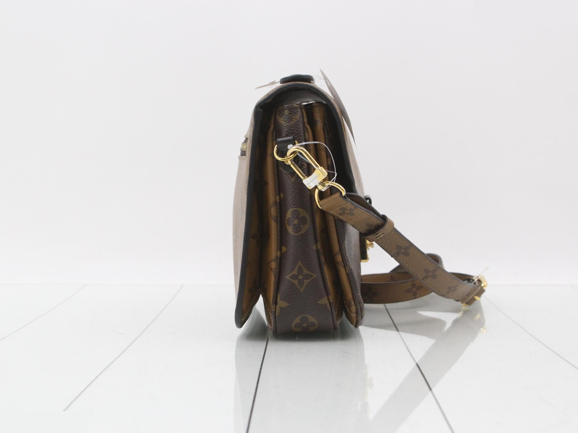 handbag — view 4