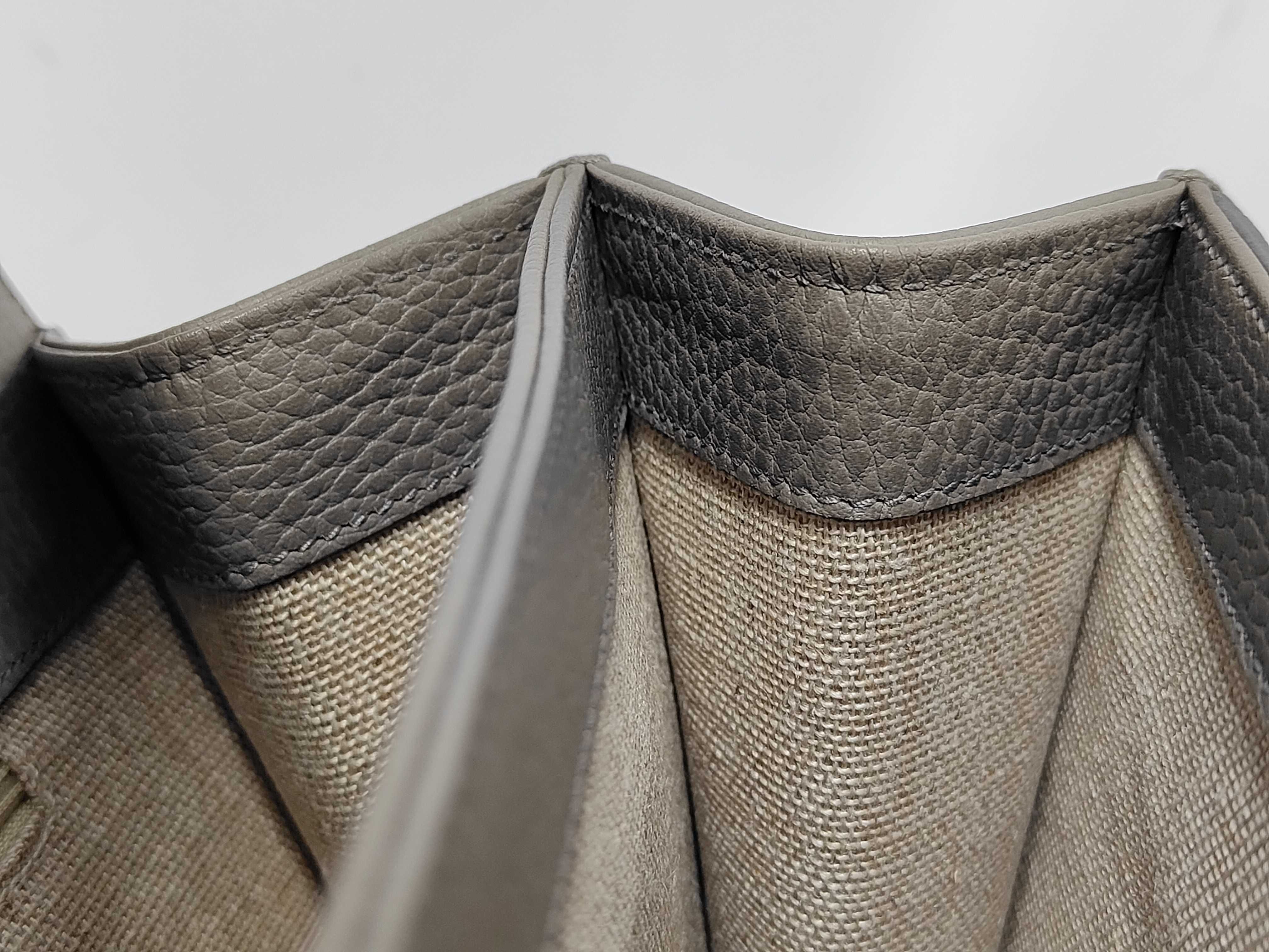 Interlocking G Chain Shoulder Bag — view 11