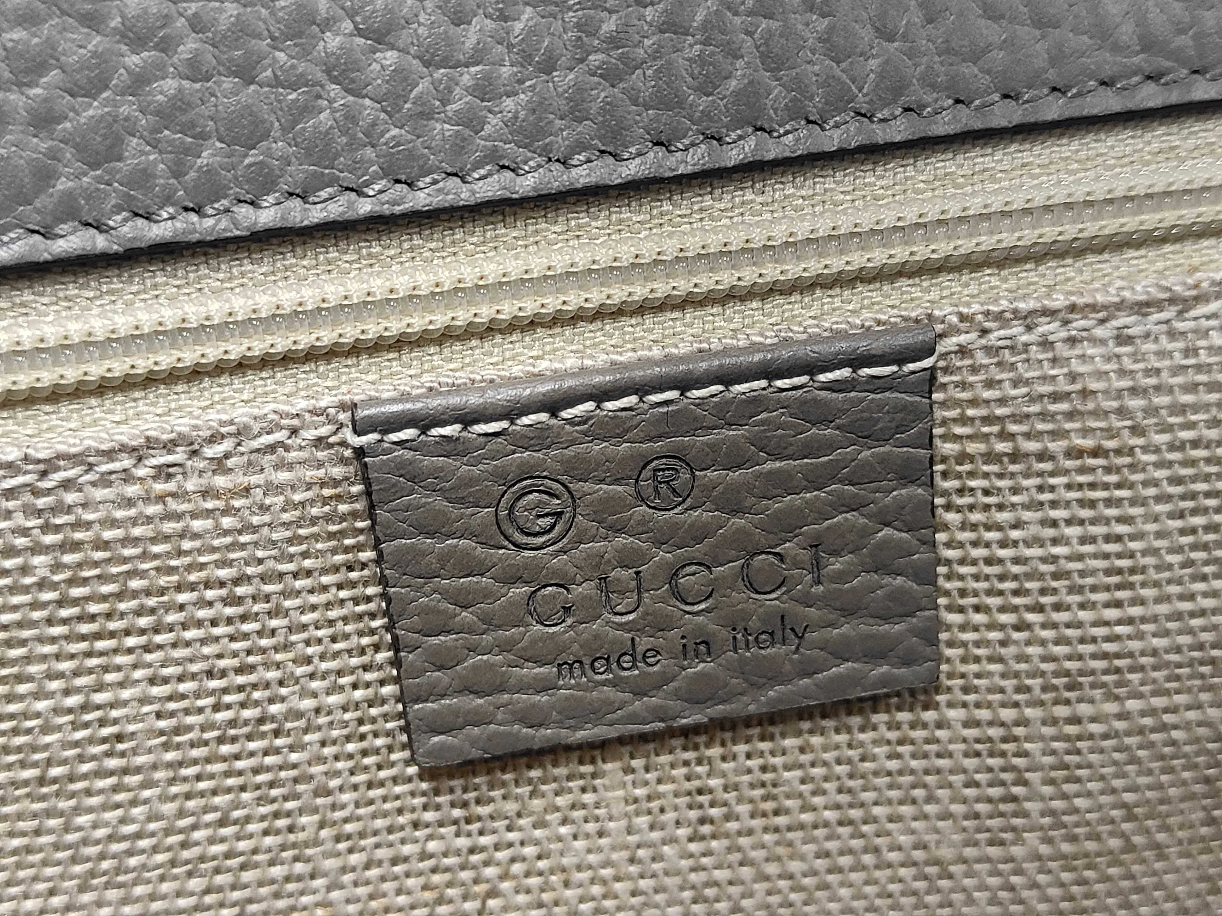 Interlocking G Chain Shoulder Bag — view 10