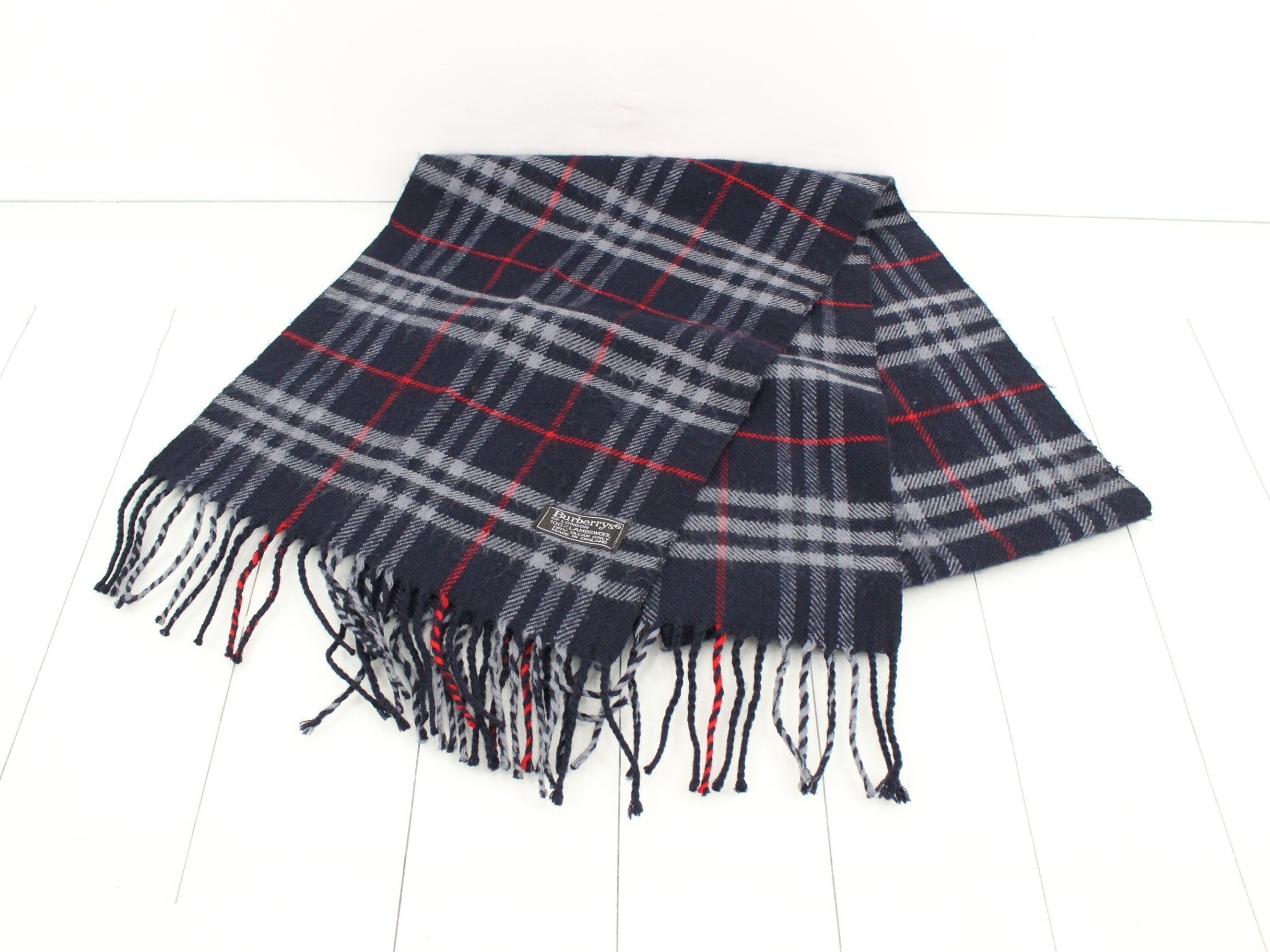 Other lines: Small items, accessories, and scarves — view 2