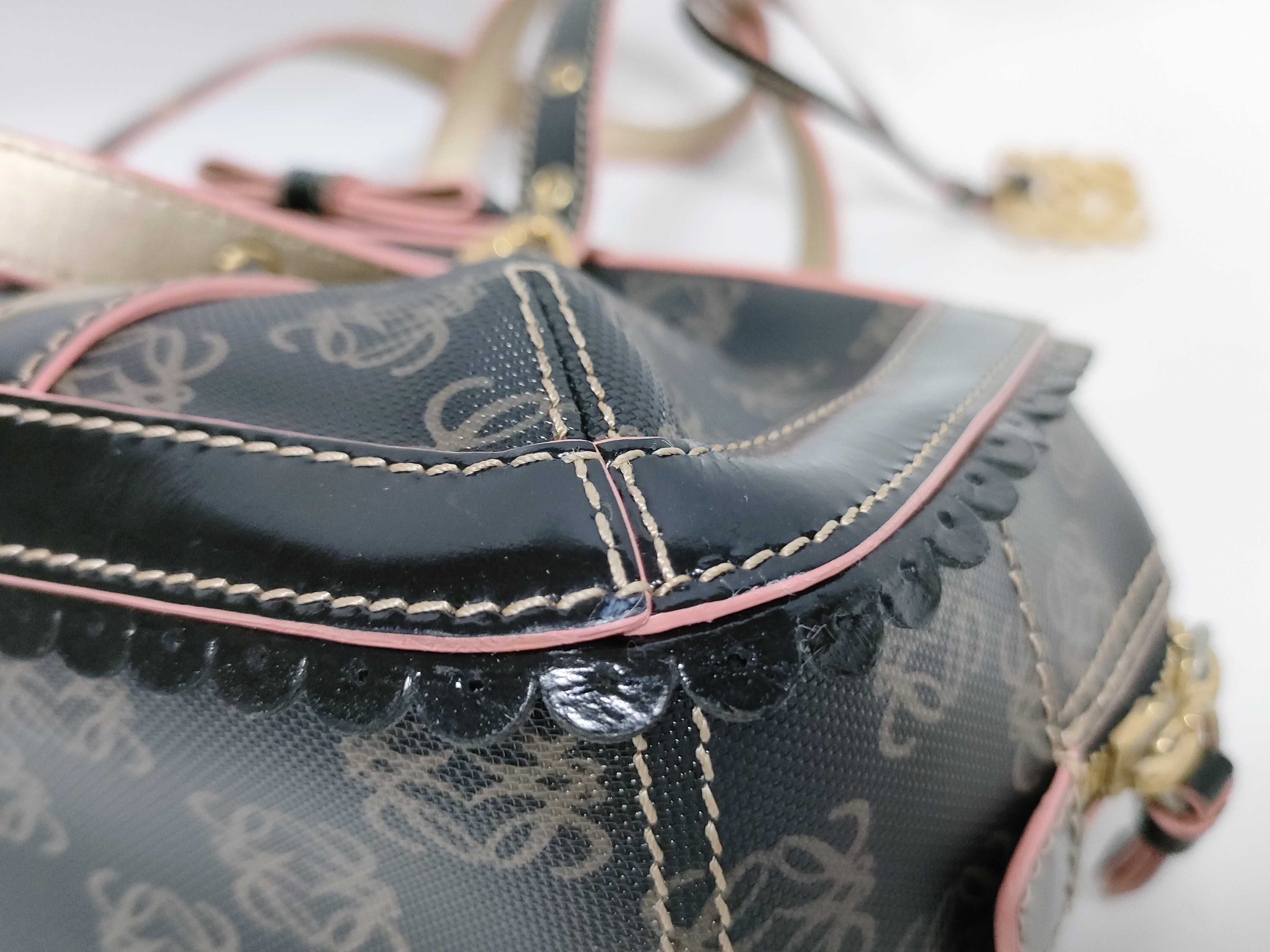 handbag with Anagram charm. — view 7