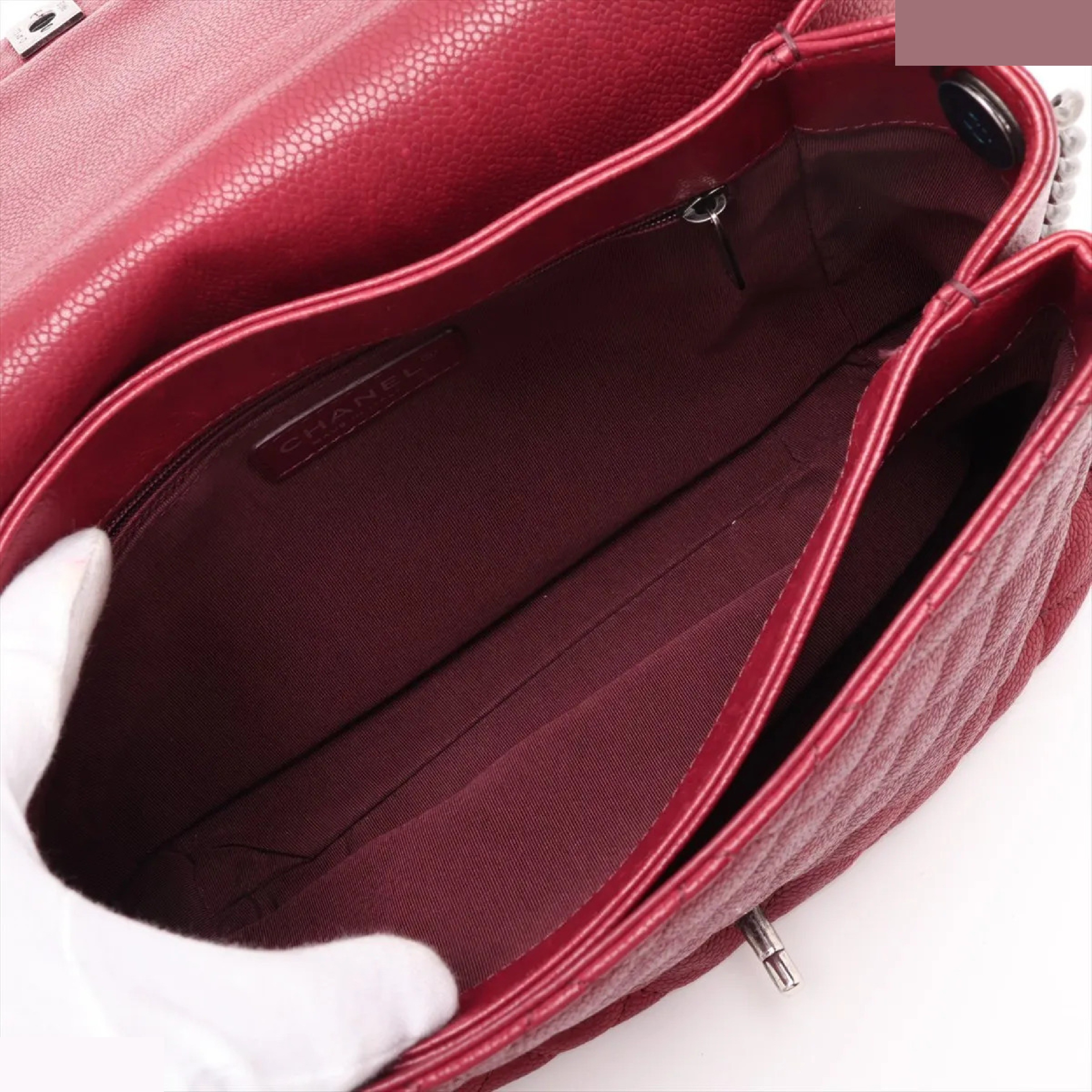 Matelassé Caviar Skin Chain Shoulder Bag (with seal and card) — view 8