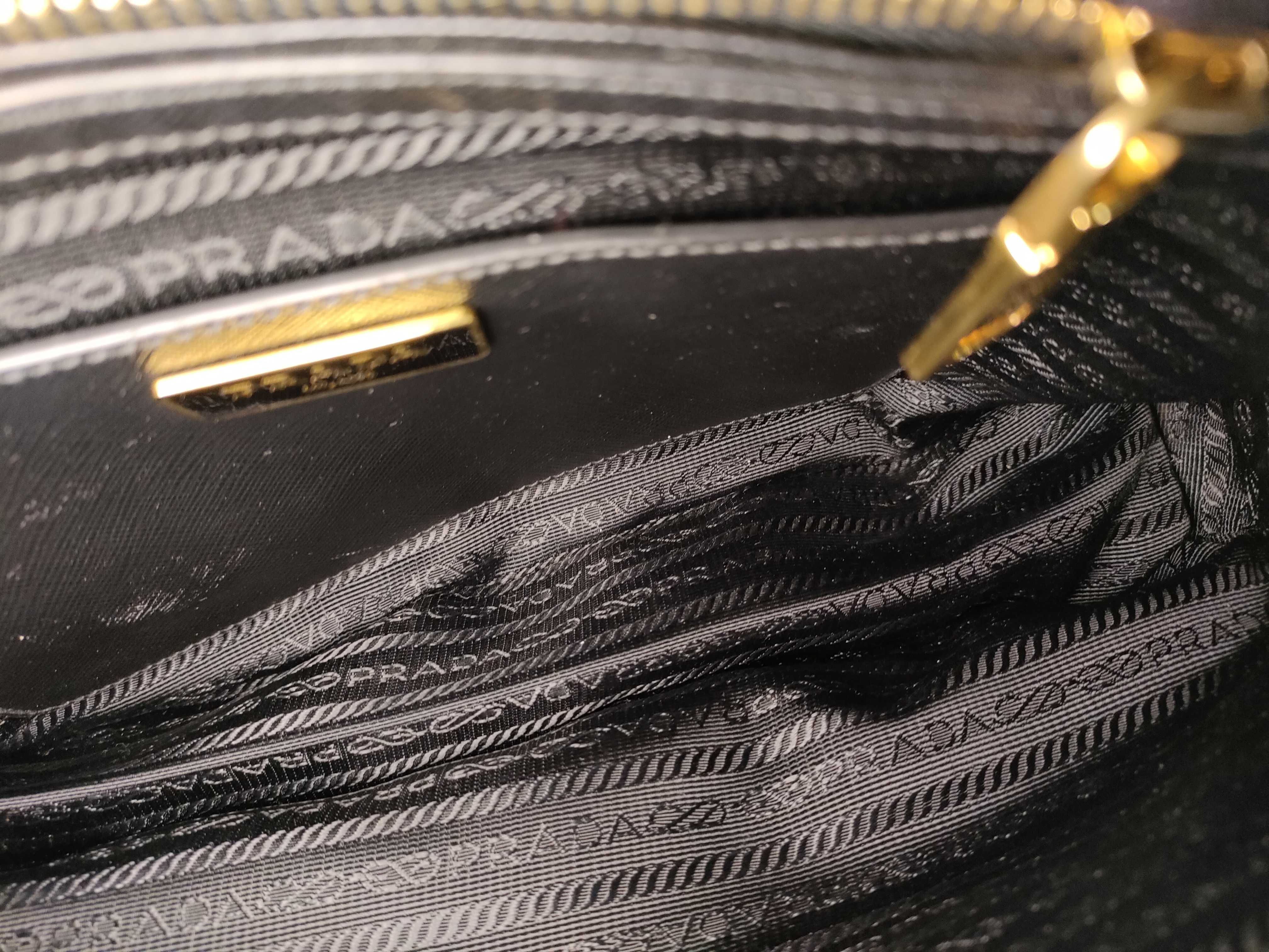 Saffiano Lux Leather 2-Way Handbag Black BL0837 Handbag — view 13