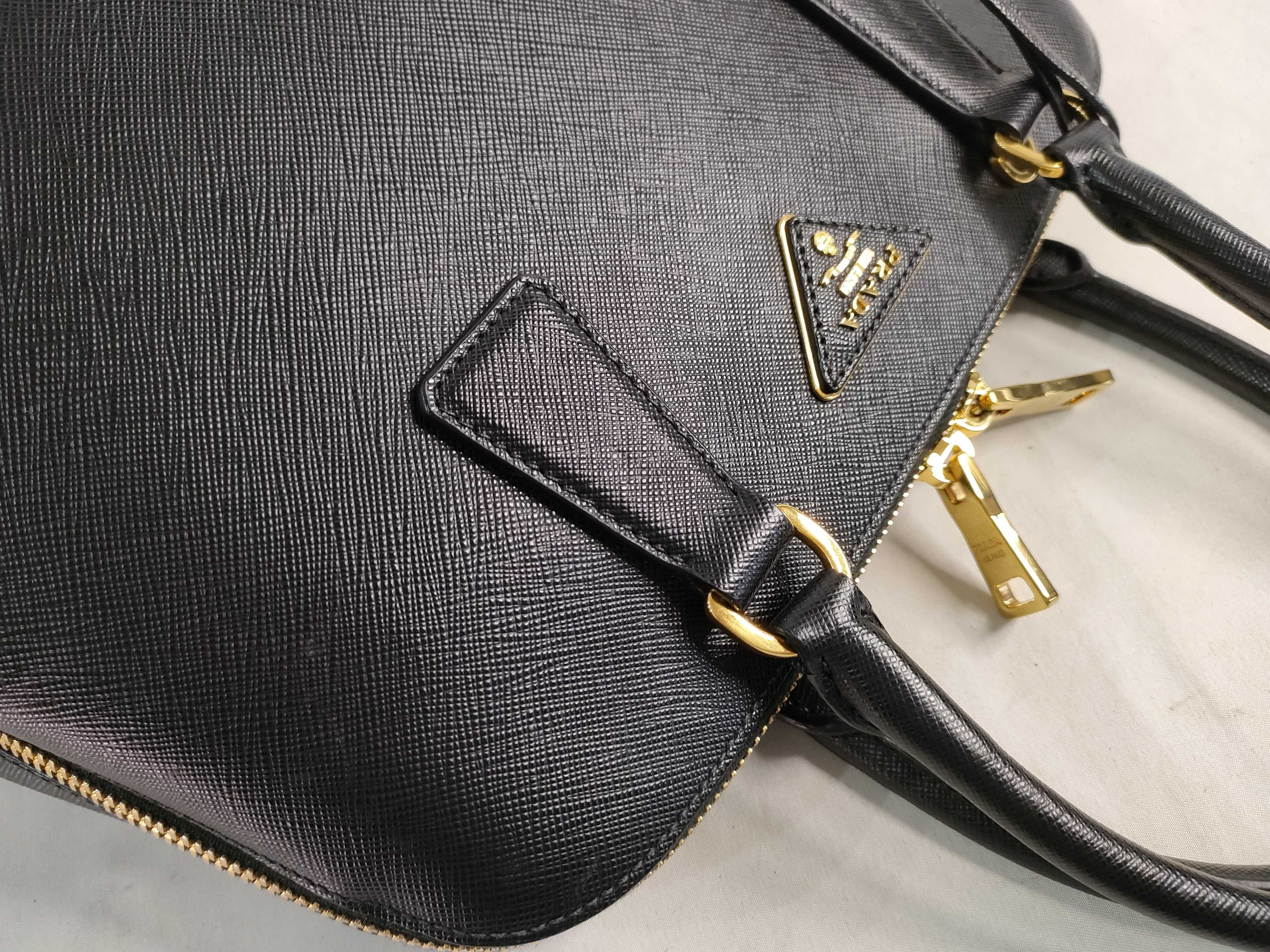 Saffiano Lux Leather 2-Way Handbag Black BL0837 Handbag — view 5
