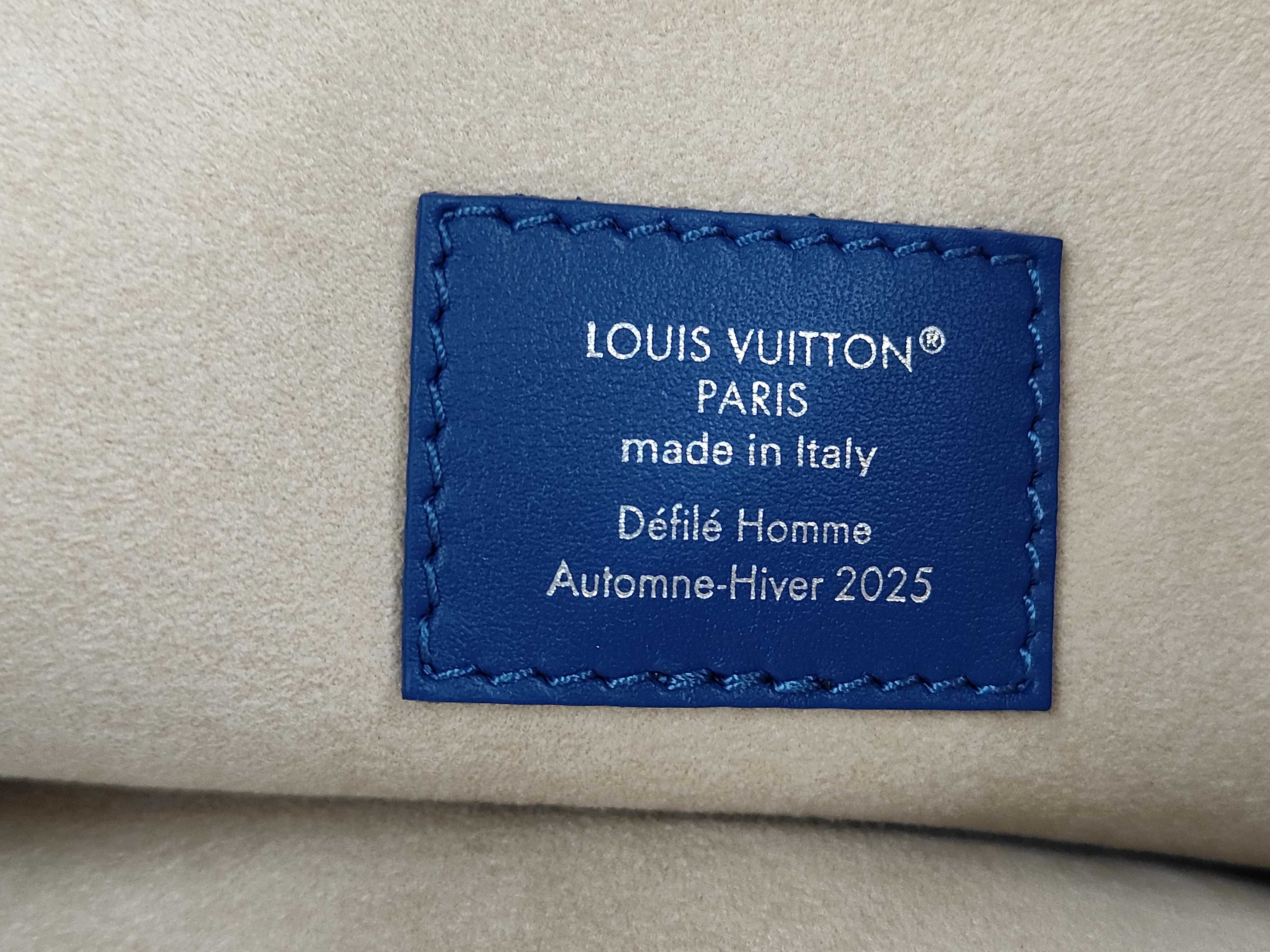 Dust Bag Tote M15235 Tote Bag — view 9
