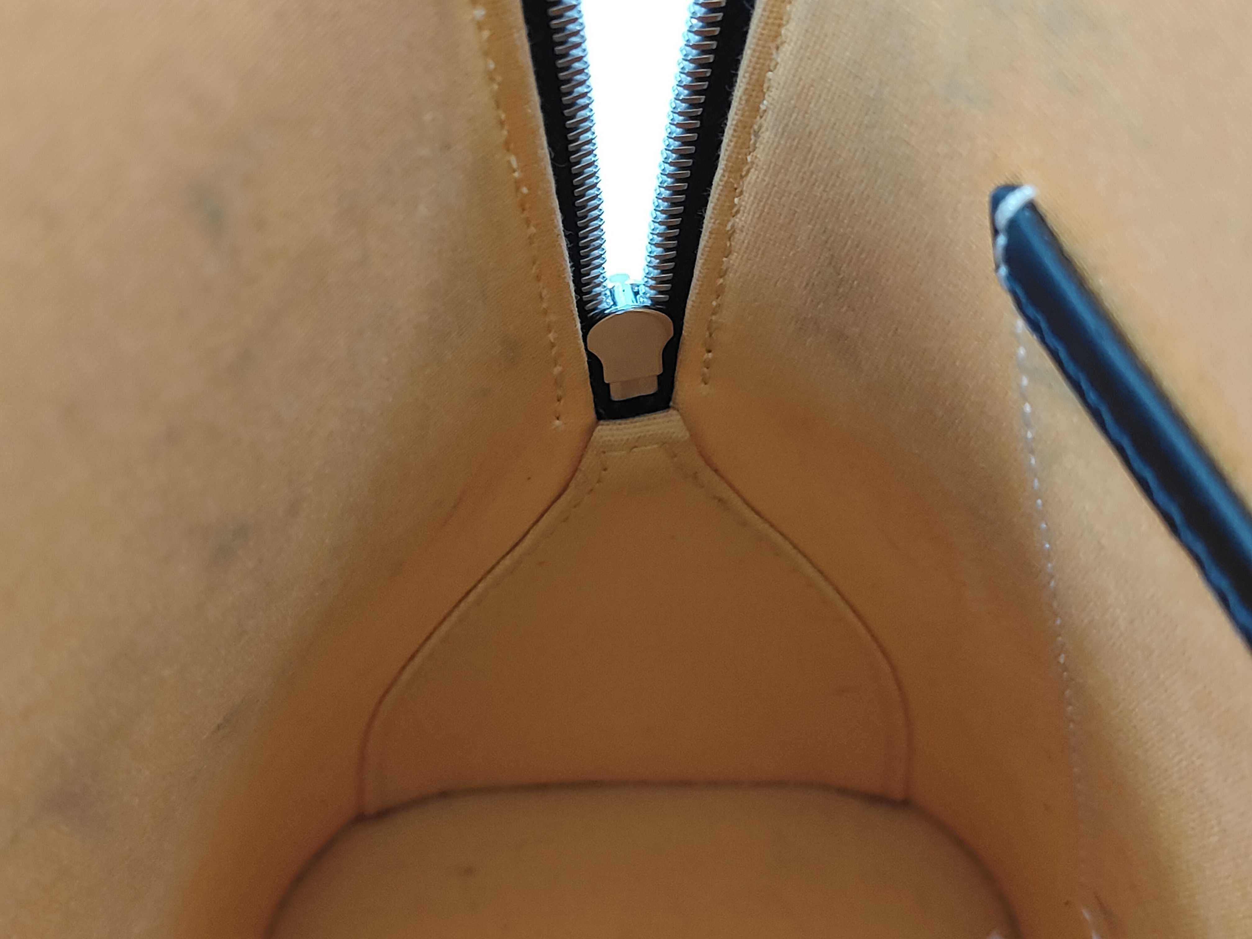 handbag — view 8