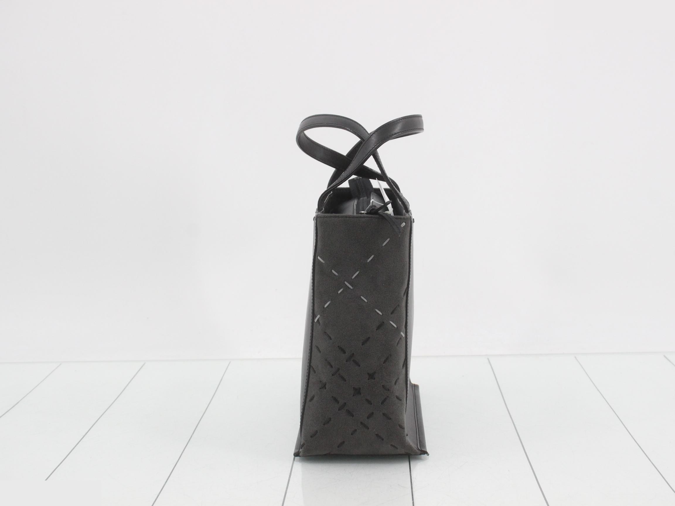 Leather handbag — view 4