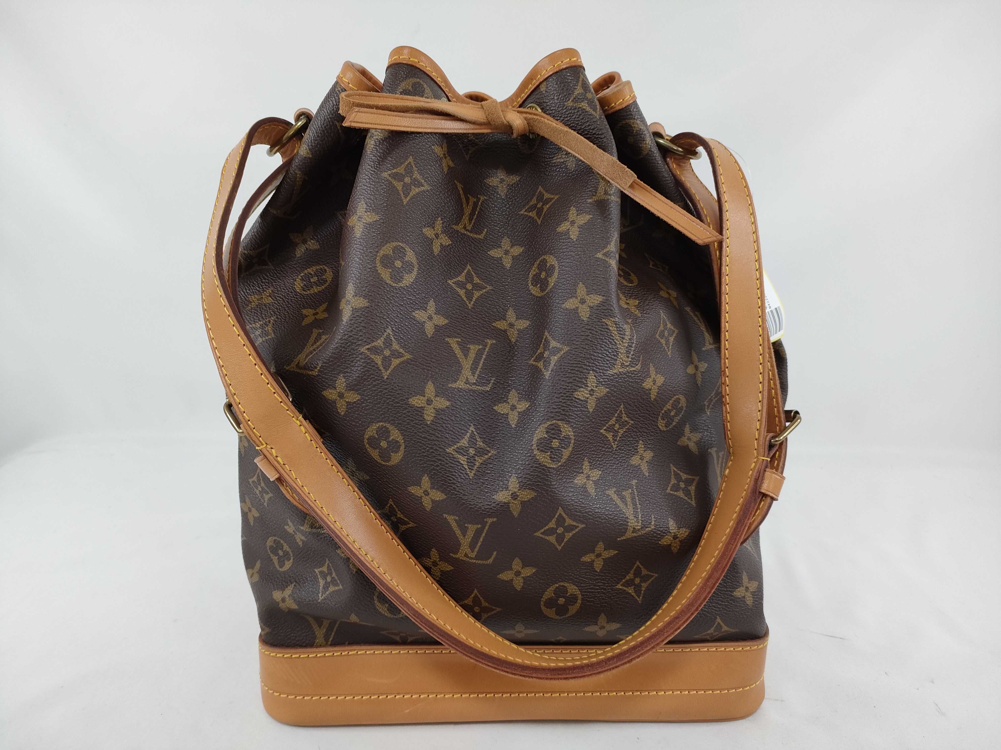 Monogram M42224 Noe Shoulder Bag