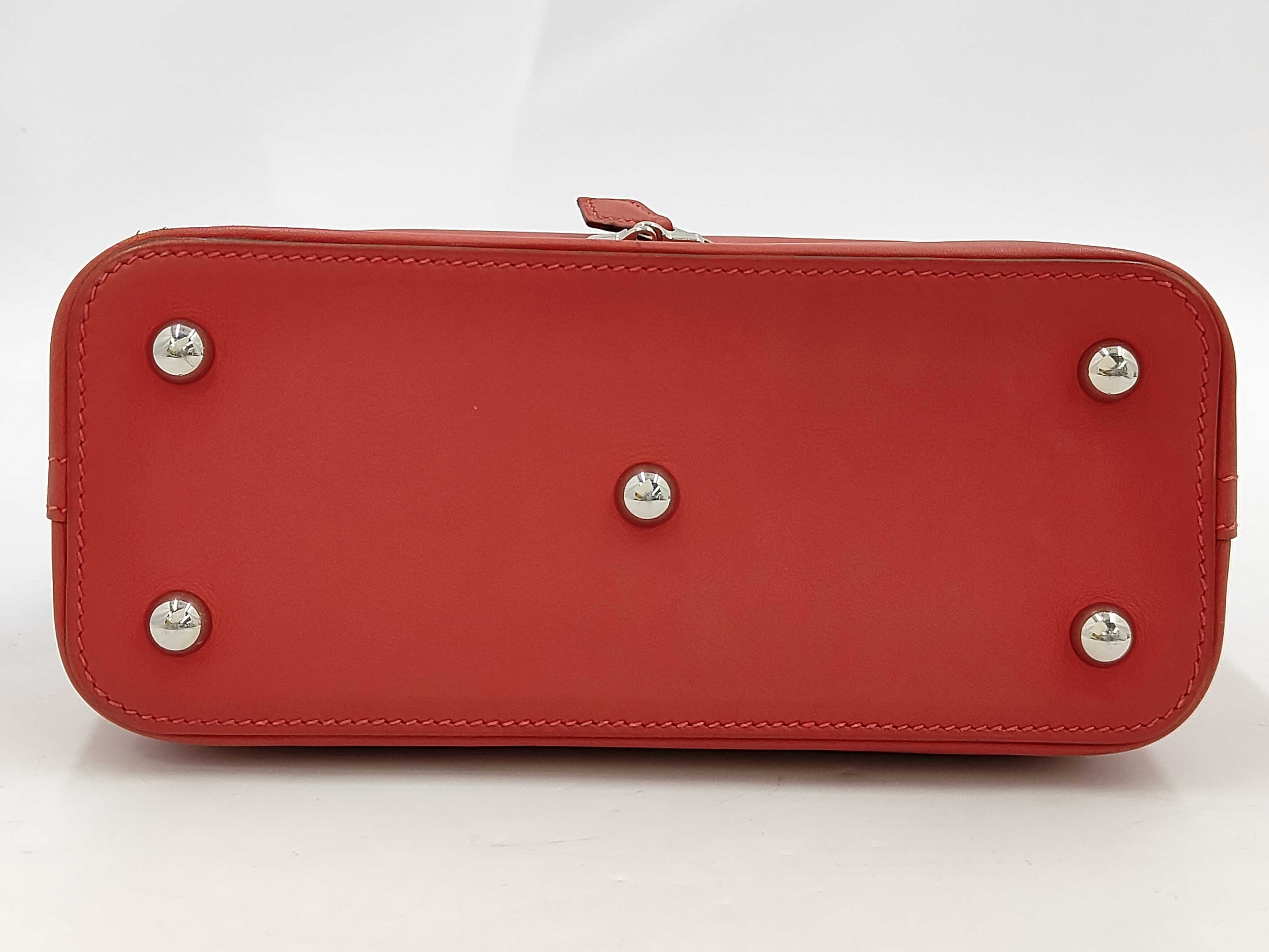 Bolide Secret, Veau Swift leather, Rouge Casaque, silver hardware, T stamp, 2015 model, shoulder bag — view 3