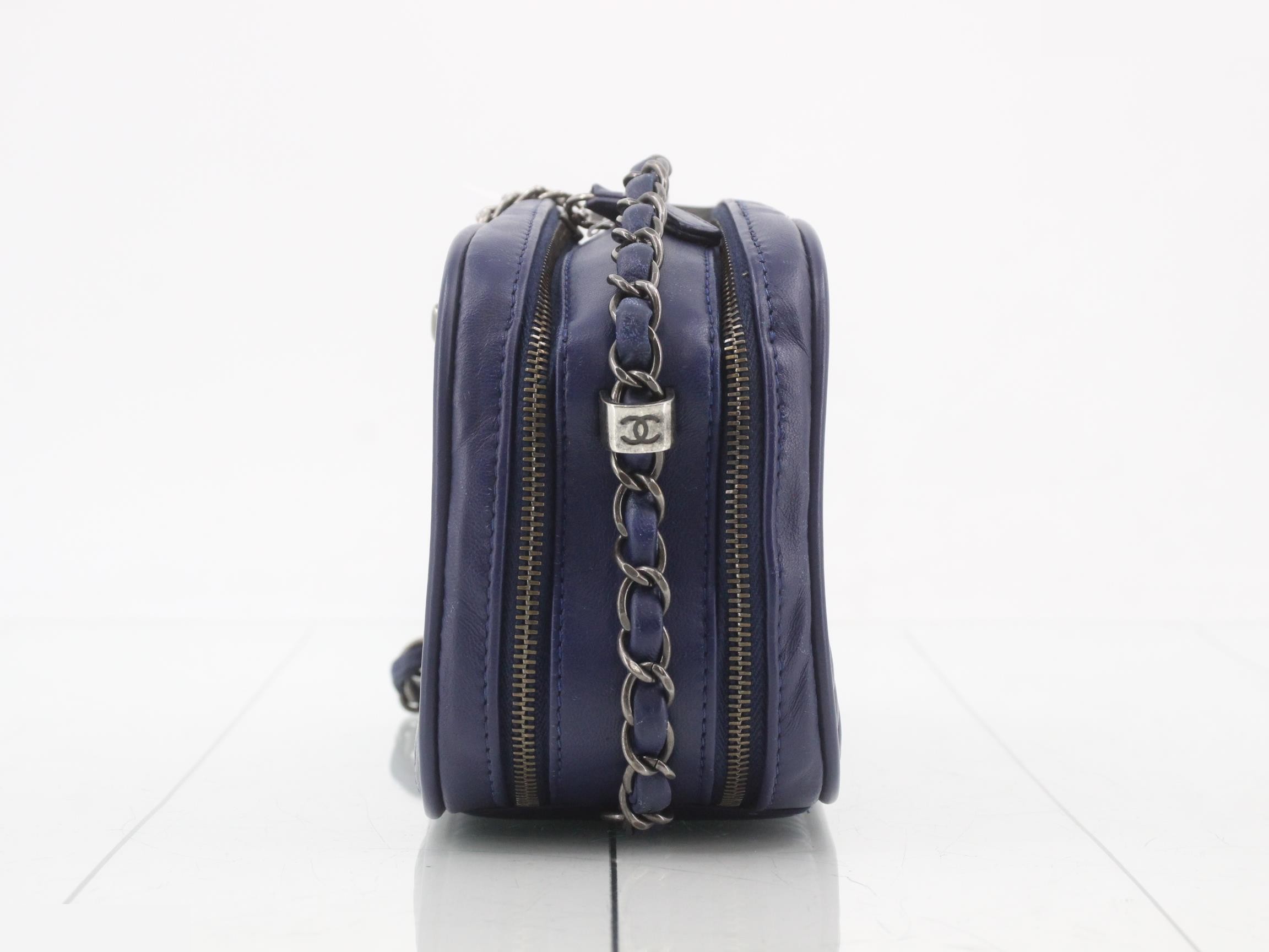 Shoulder bag — view 3