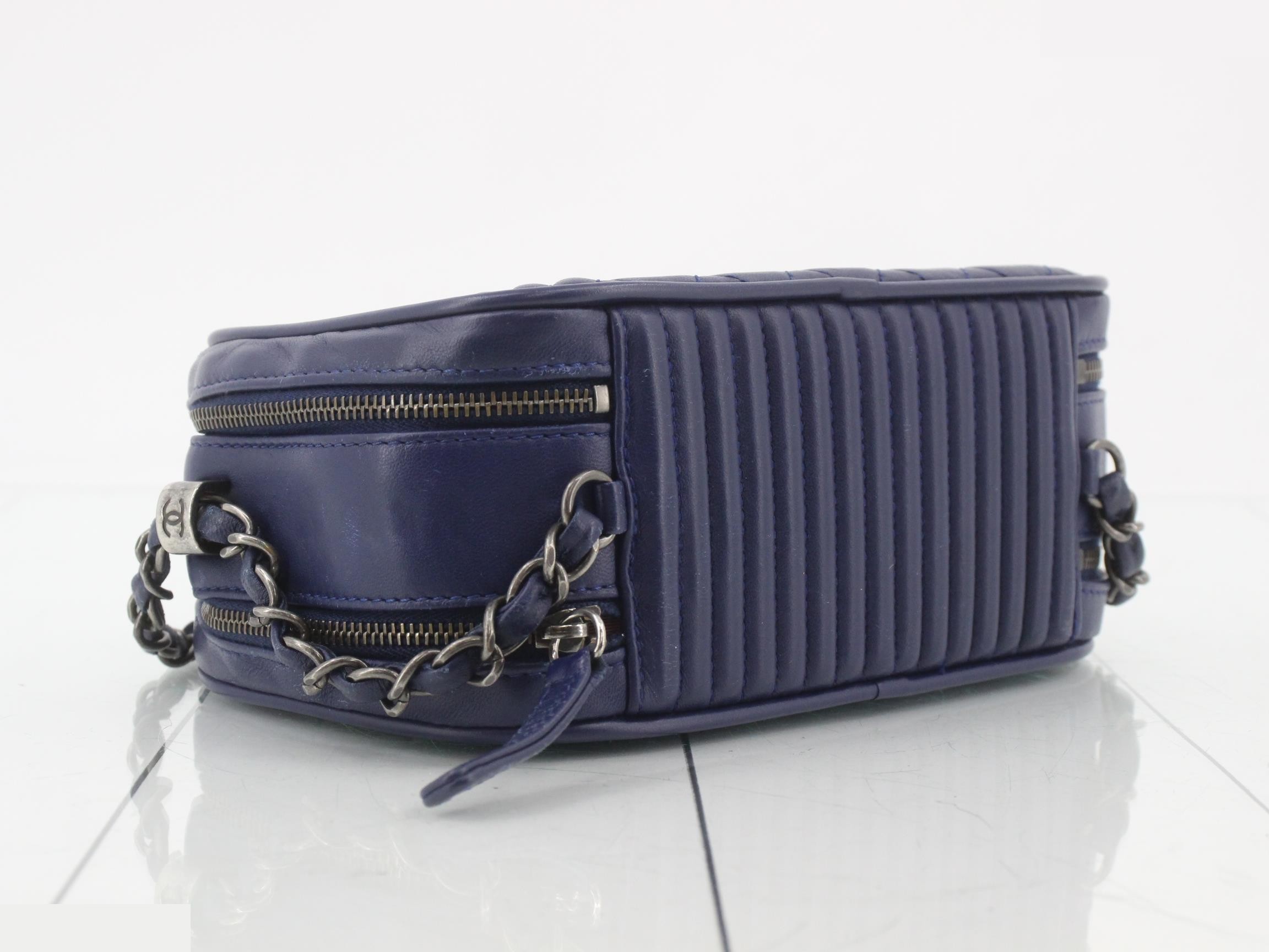 Shoulder bag — view 5