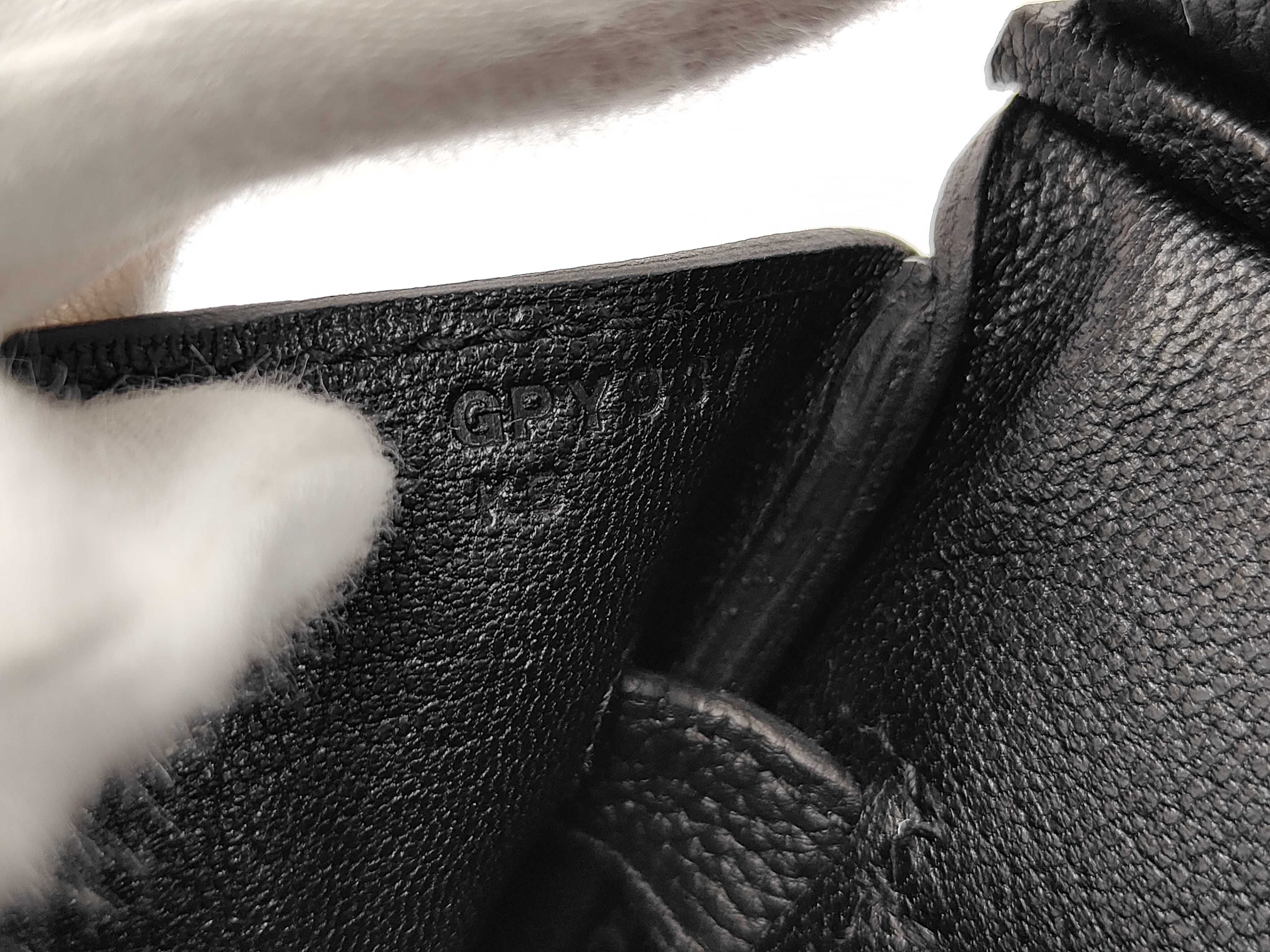 Birkin 30 Black Togo Leather Silver Hardware G Stamp Handbag — view 10