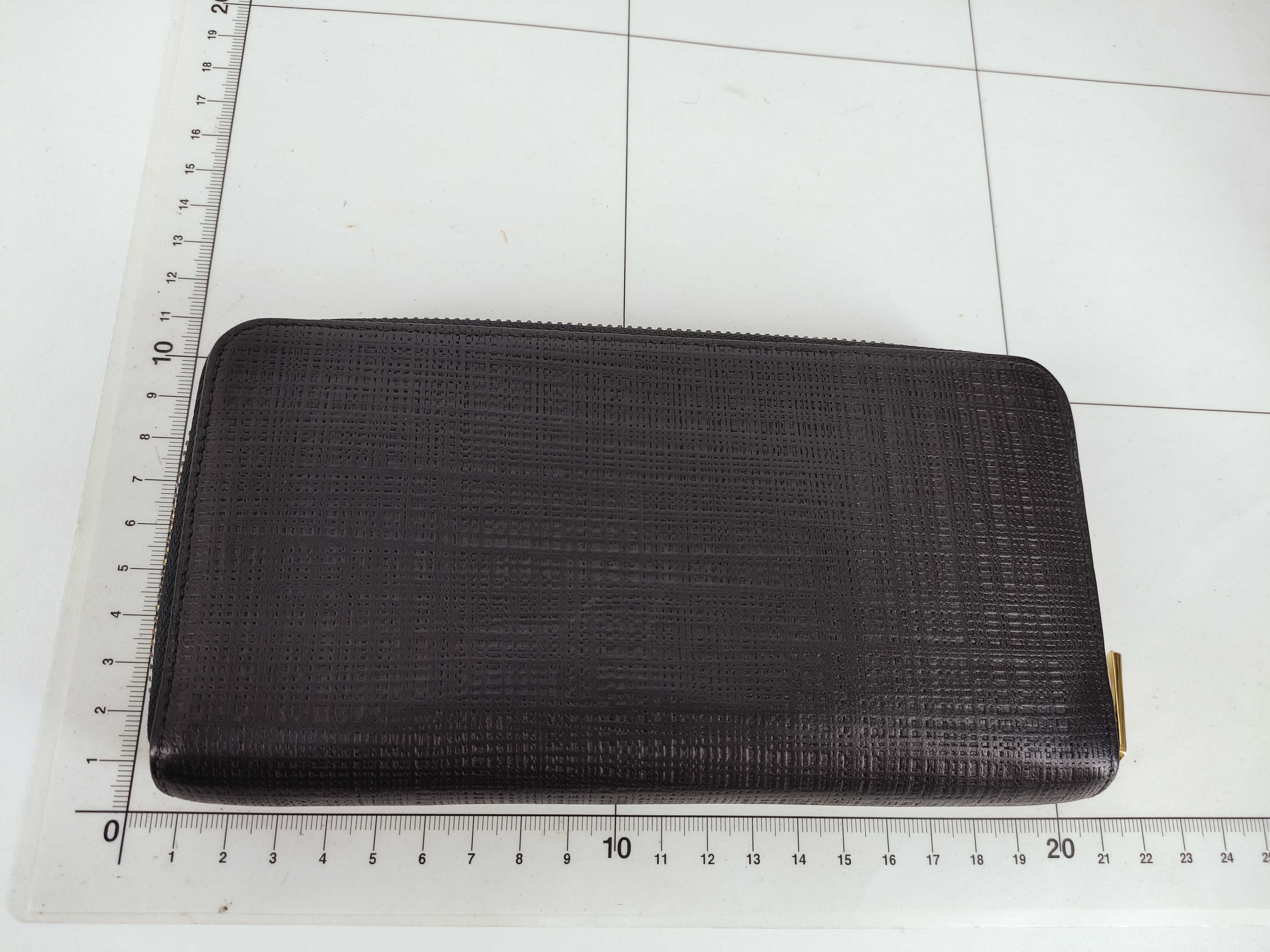zip-around wallet — view 2
