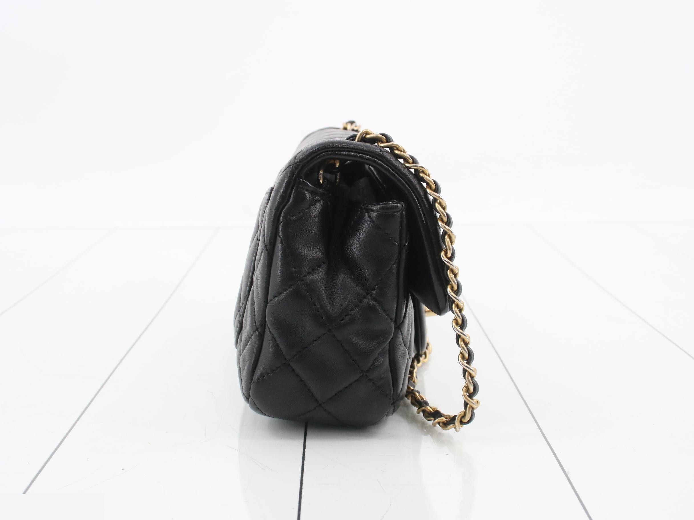 Matelassé Lambskin Chain Shoulder Bag — view 4