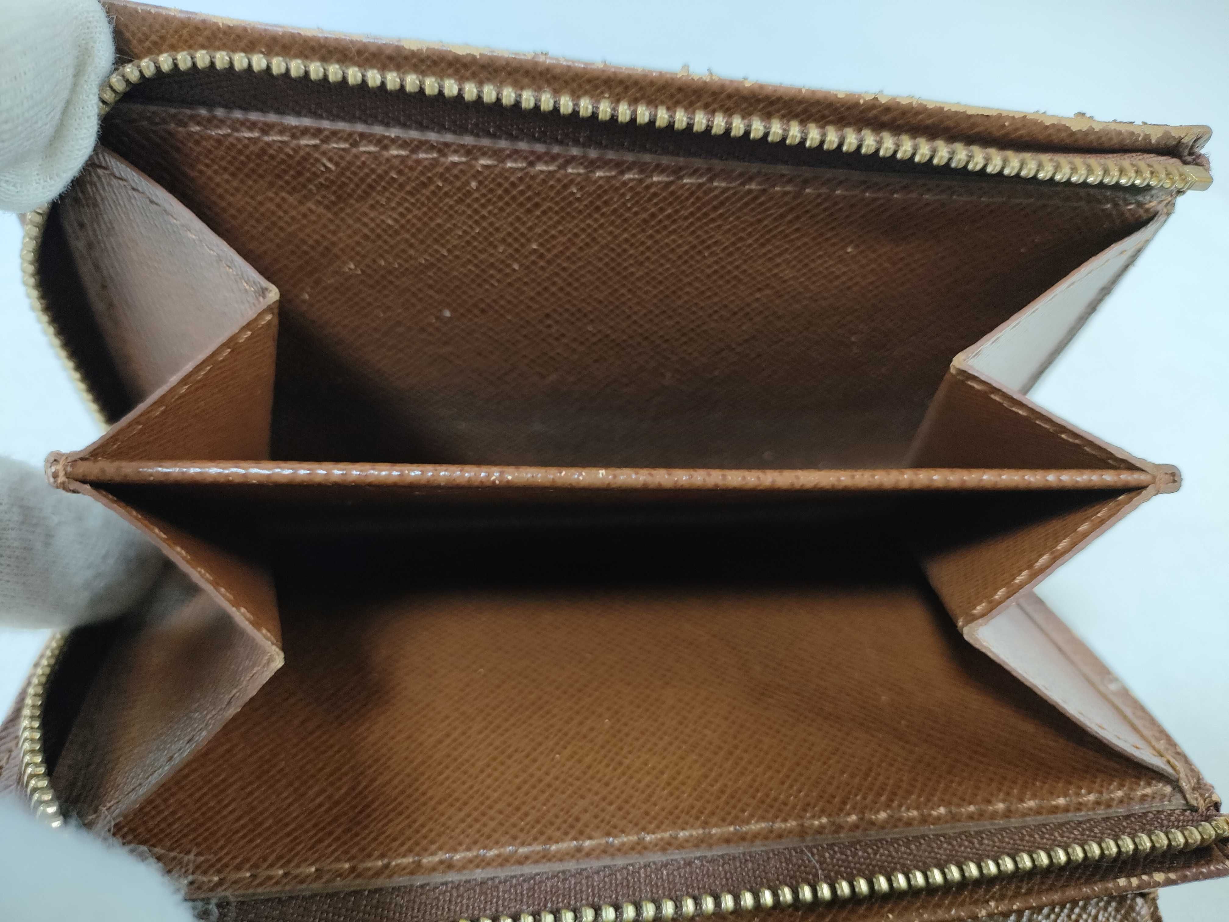Monogram M61730 Porte Monnaie Billet Trésor Wallet — view 11