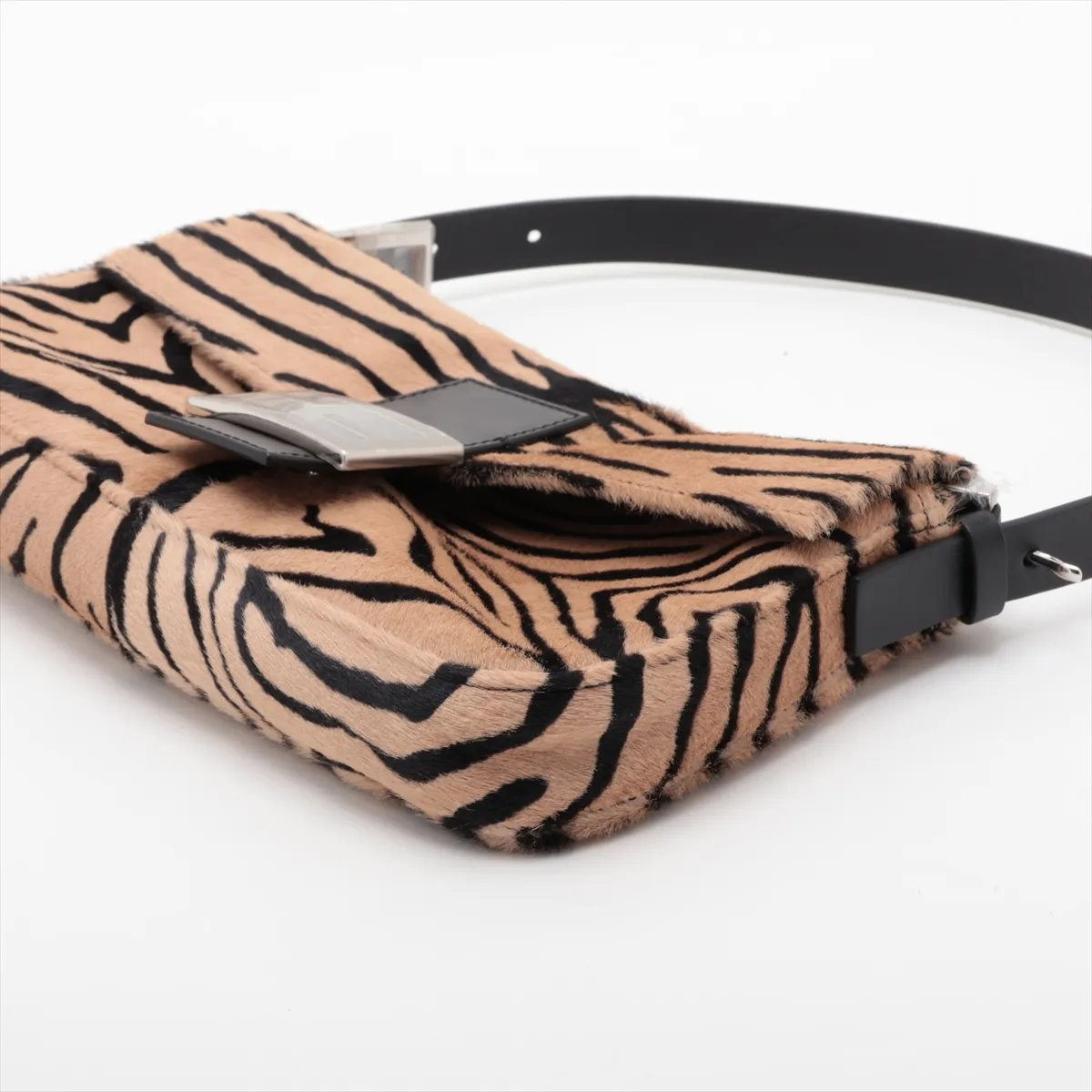 [Individually packaged] Fendi Mamma Bucket 8BR850 Calf Hair x Leather Shoulder Bag Brown — view 3