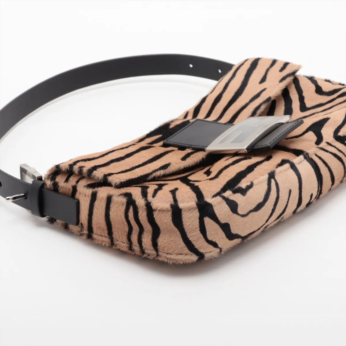 [Individually packaged] Fendi Mamma Bucket 8BR850 Calf Hair x Leather Shoulder Bag Brown — view 4