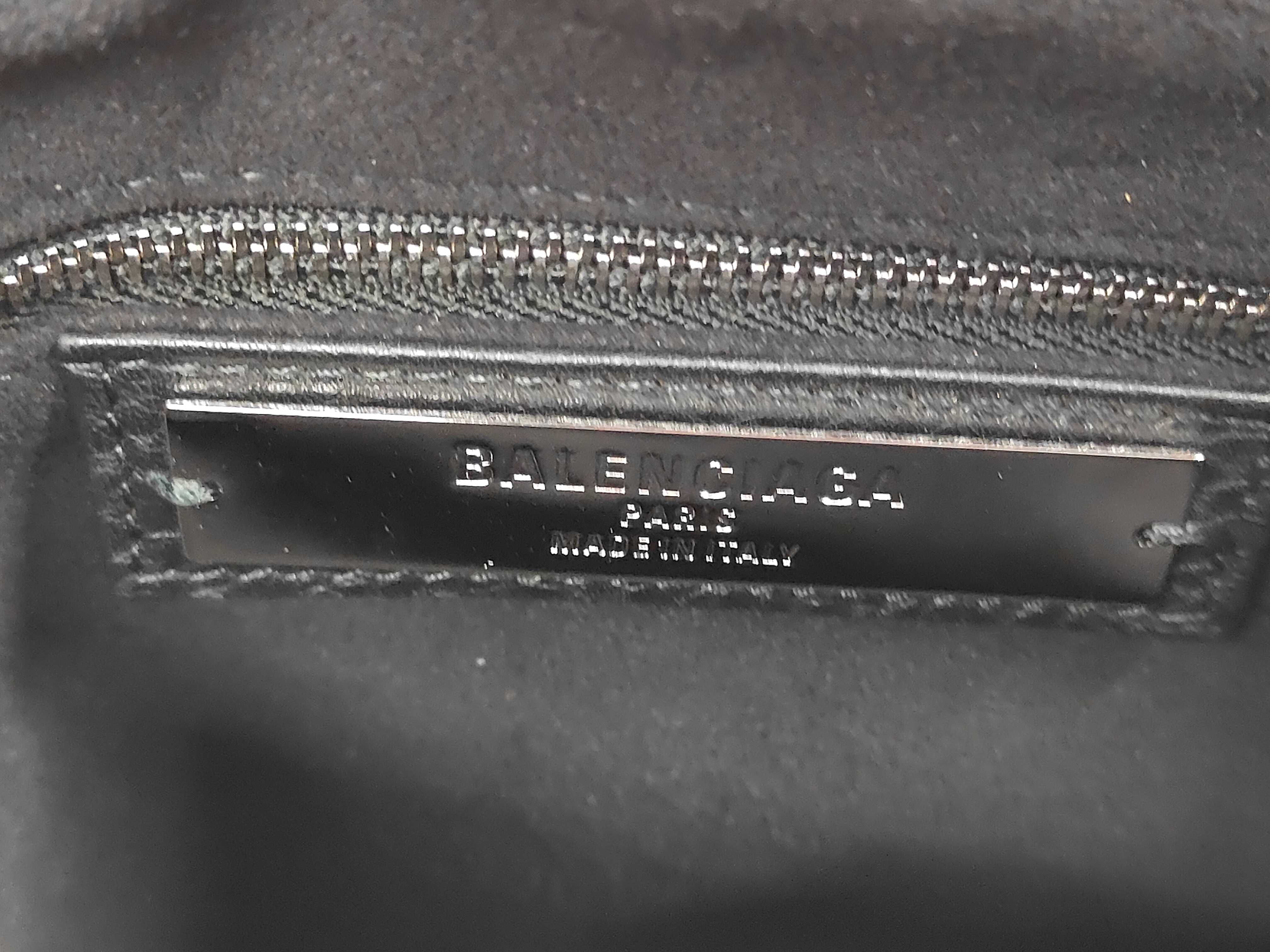 The Giant City Le City Business Duffle Bag Large Calfskin Handbag — view 9