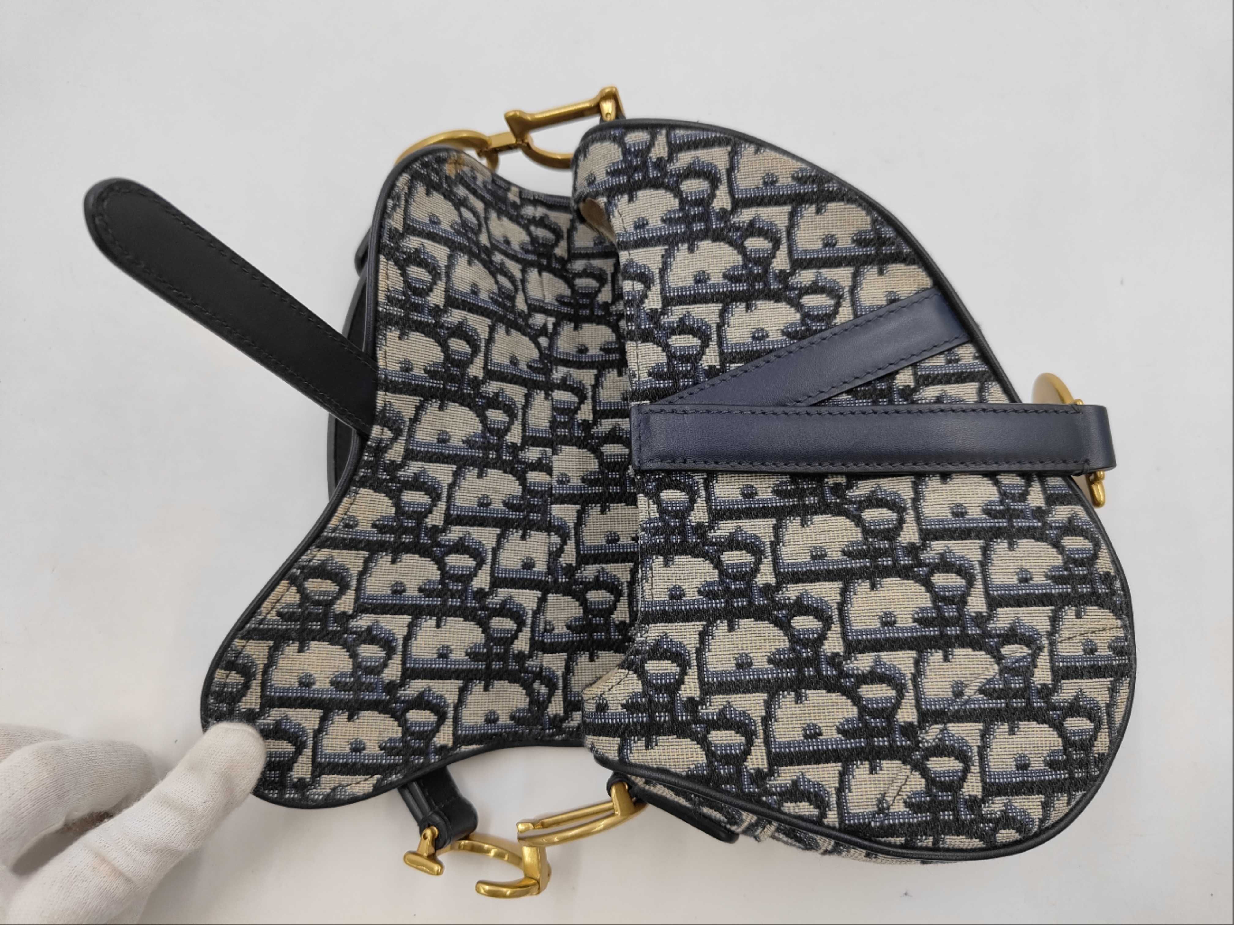 handbag — view 8